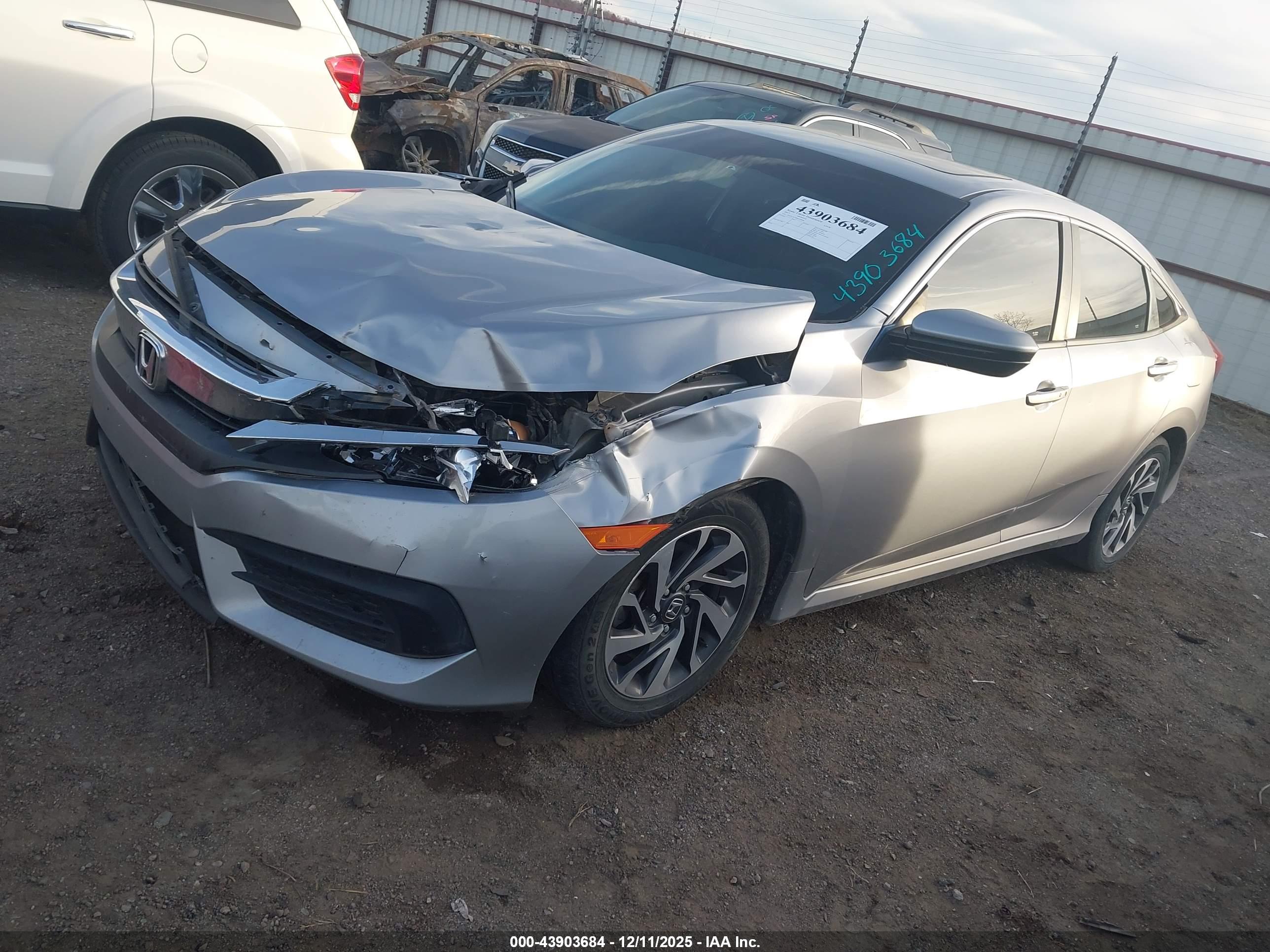 HONDA CIVIC image 2