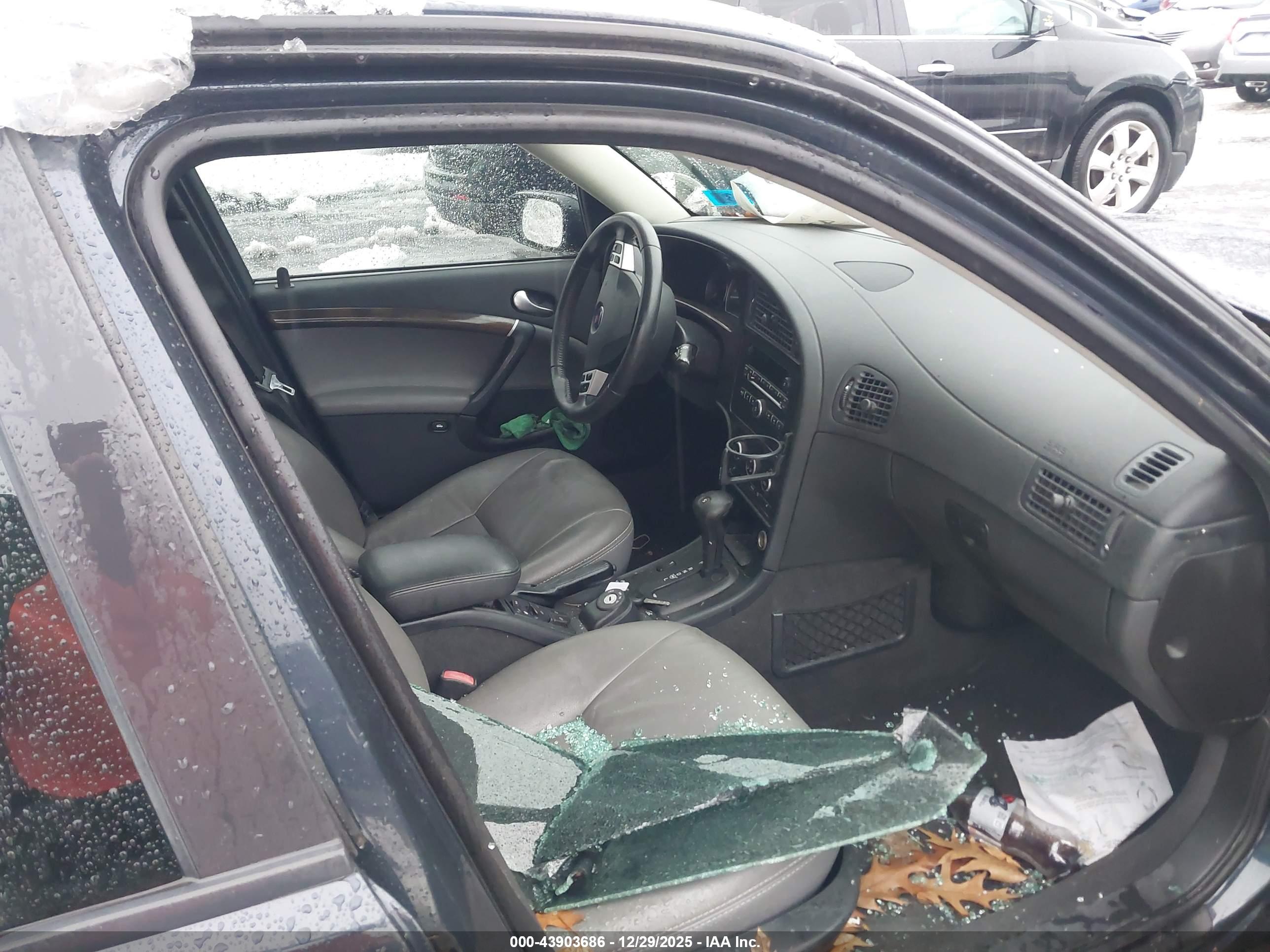 SAAB 9-5 image 5