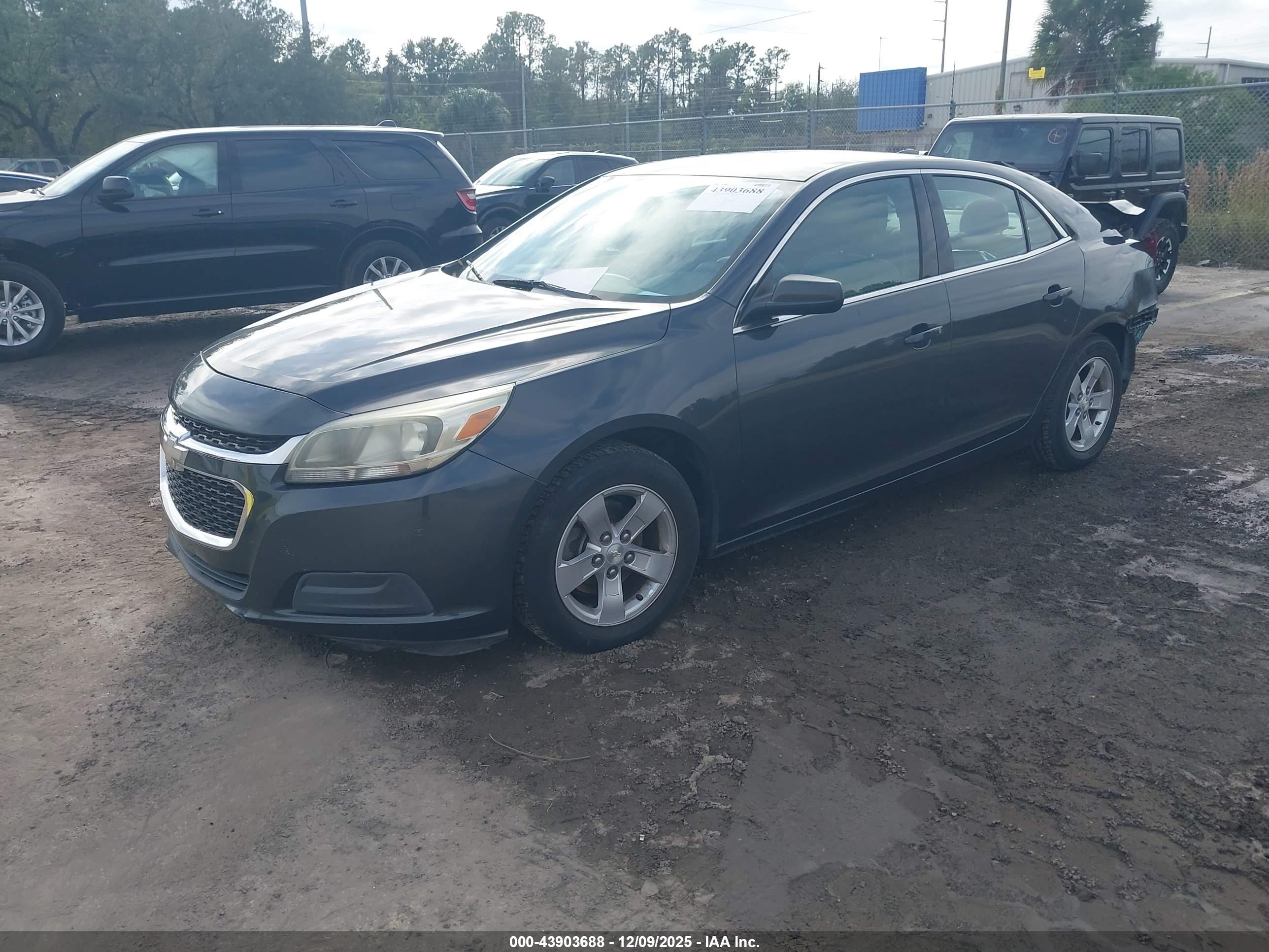 CHEVROLET MALIBU image 2