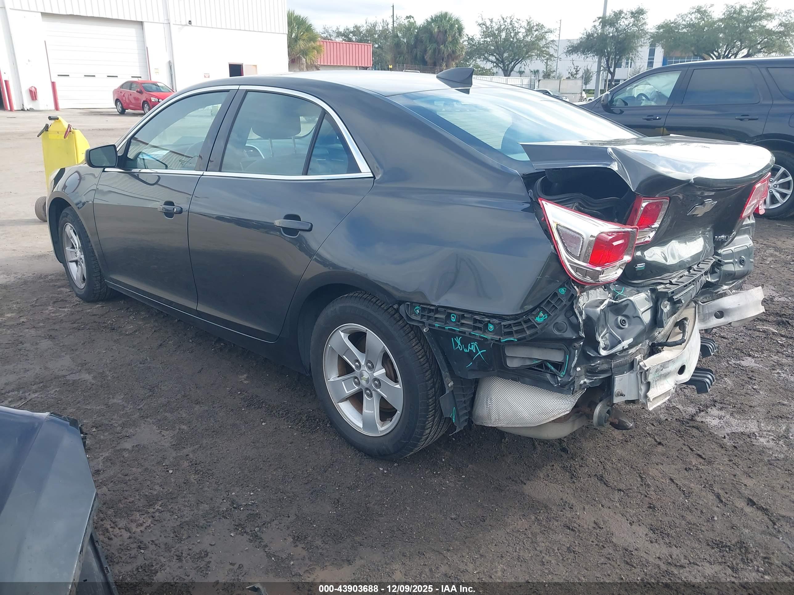 CHEVROLET MALIBU image 3
