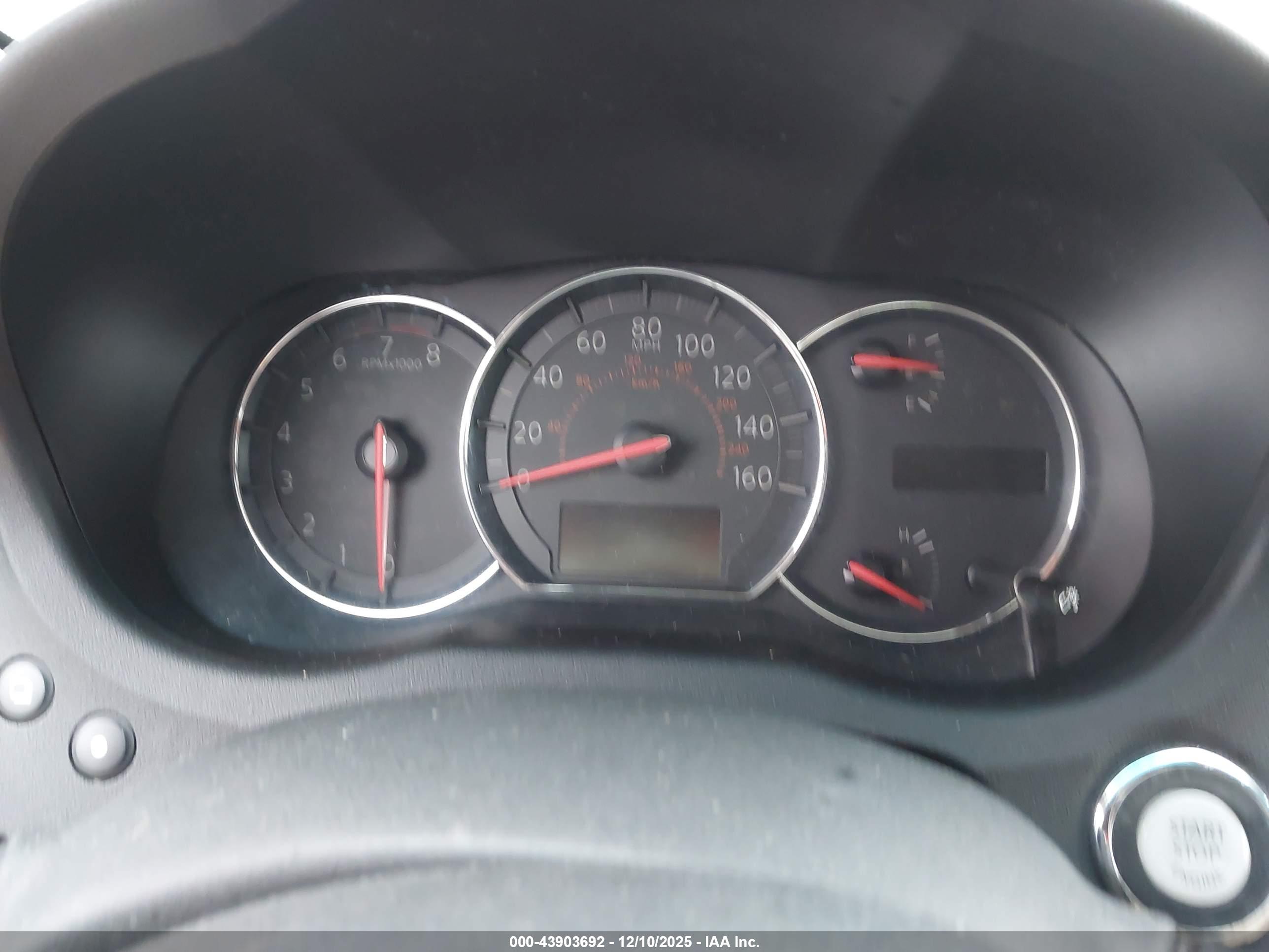 NISSAN MAXIMA image 7