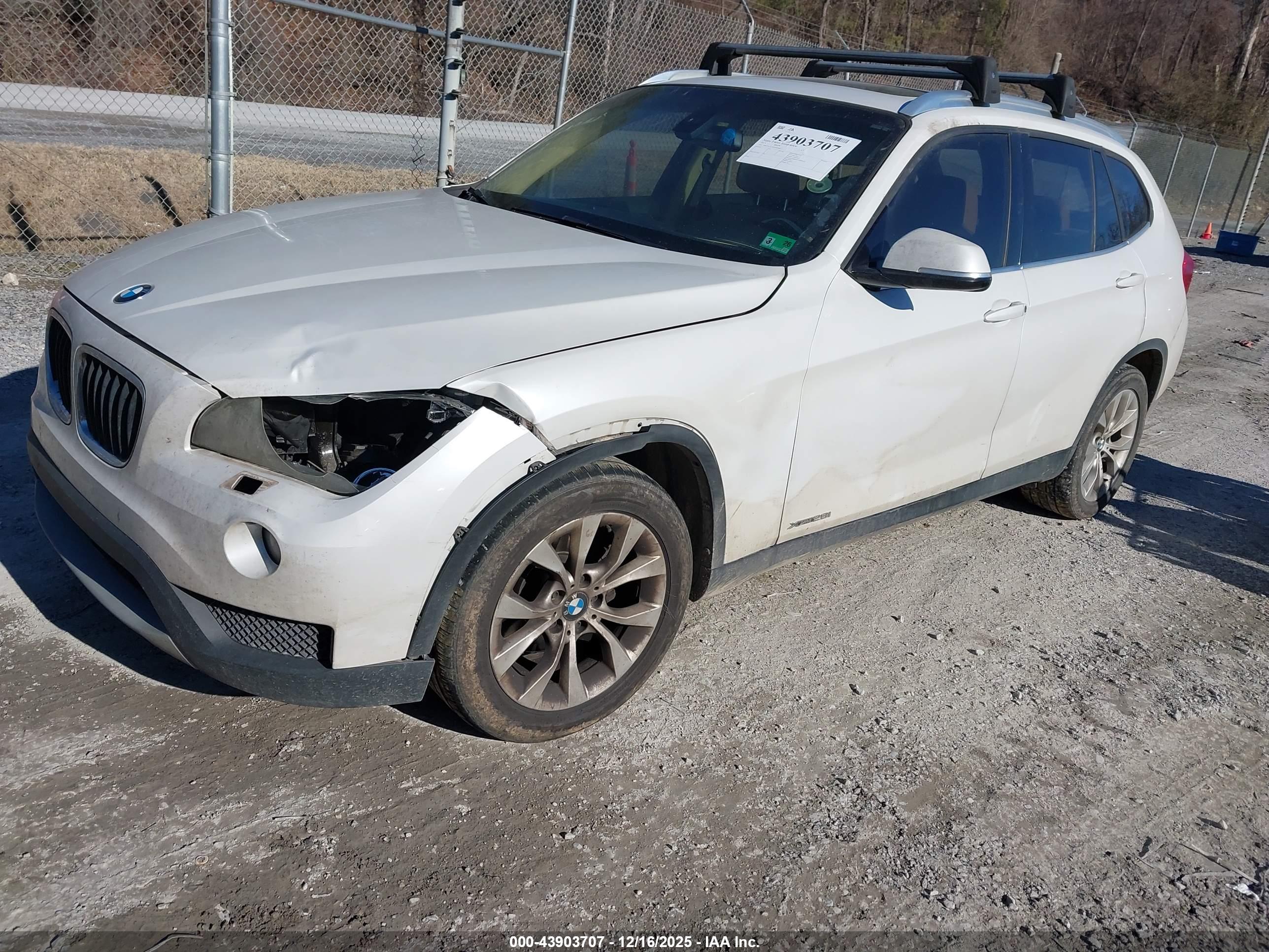 BMW X1 image 2