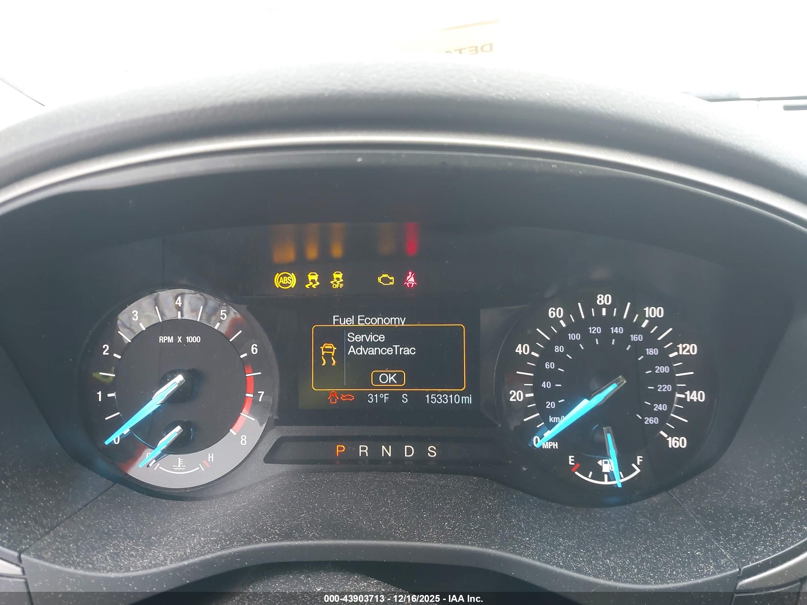 FORD FUSION image 7