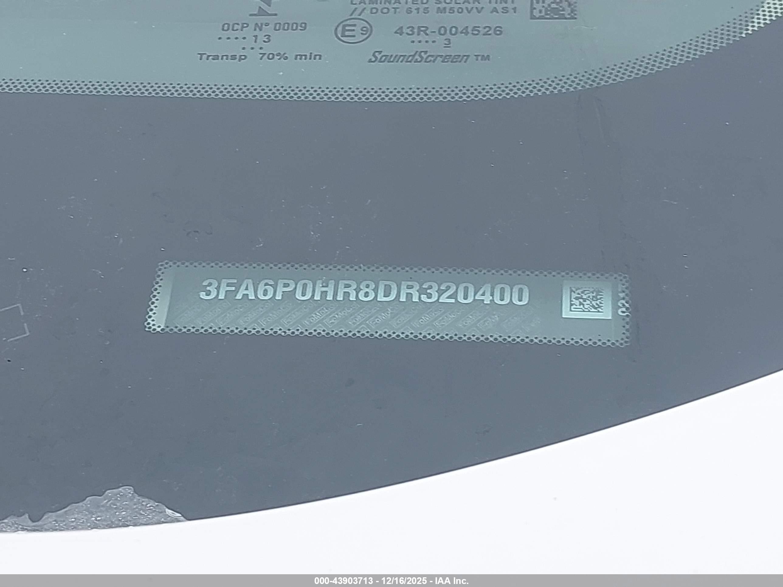 FORD FUSION image 9