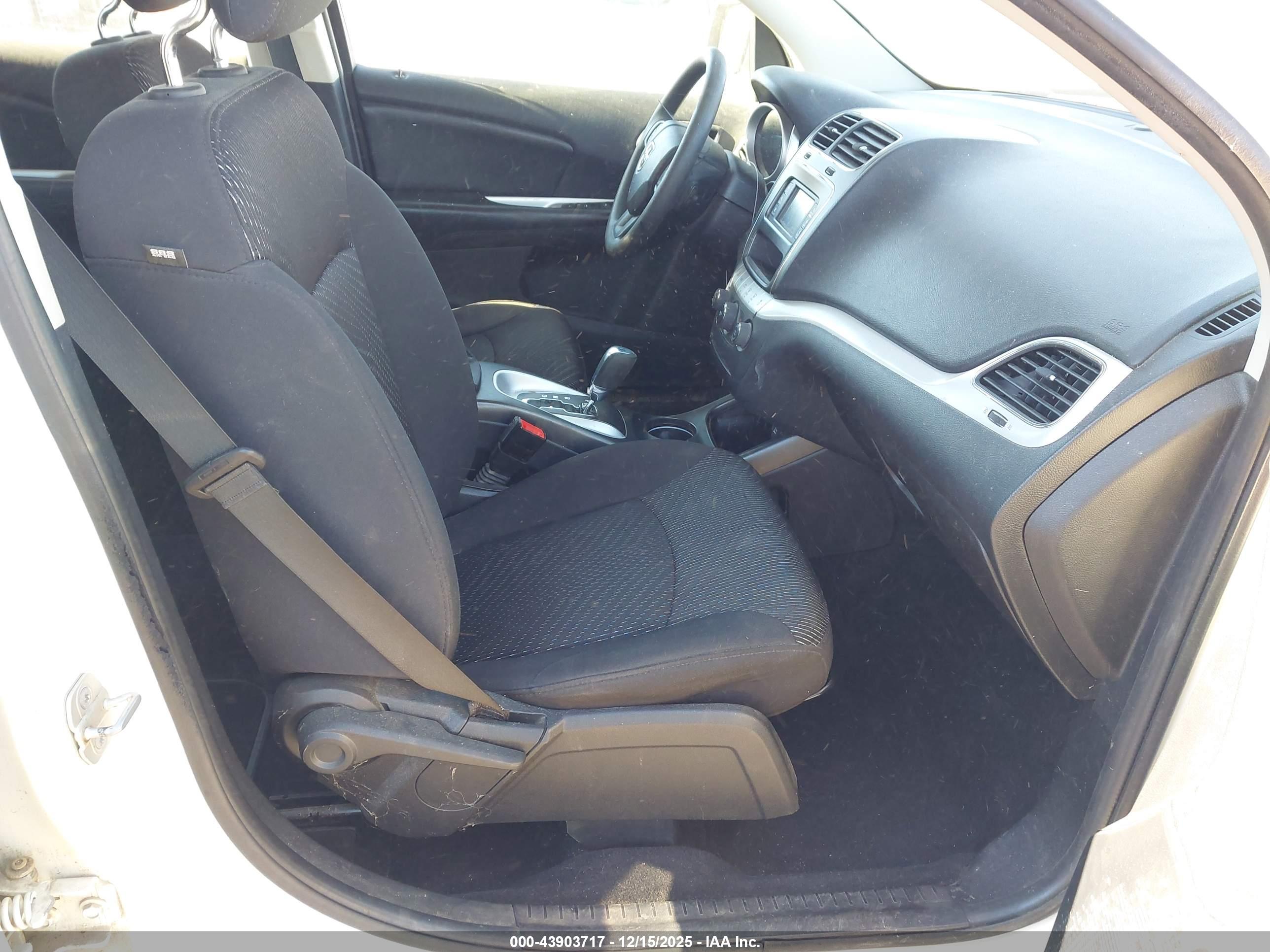 DODGE JOURNEY image 5