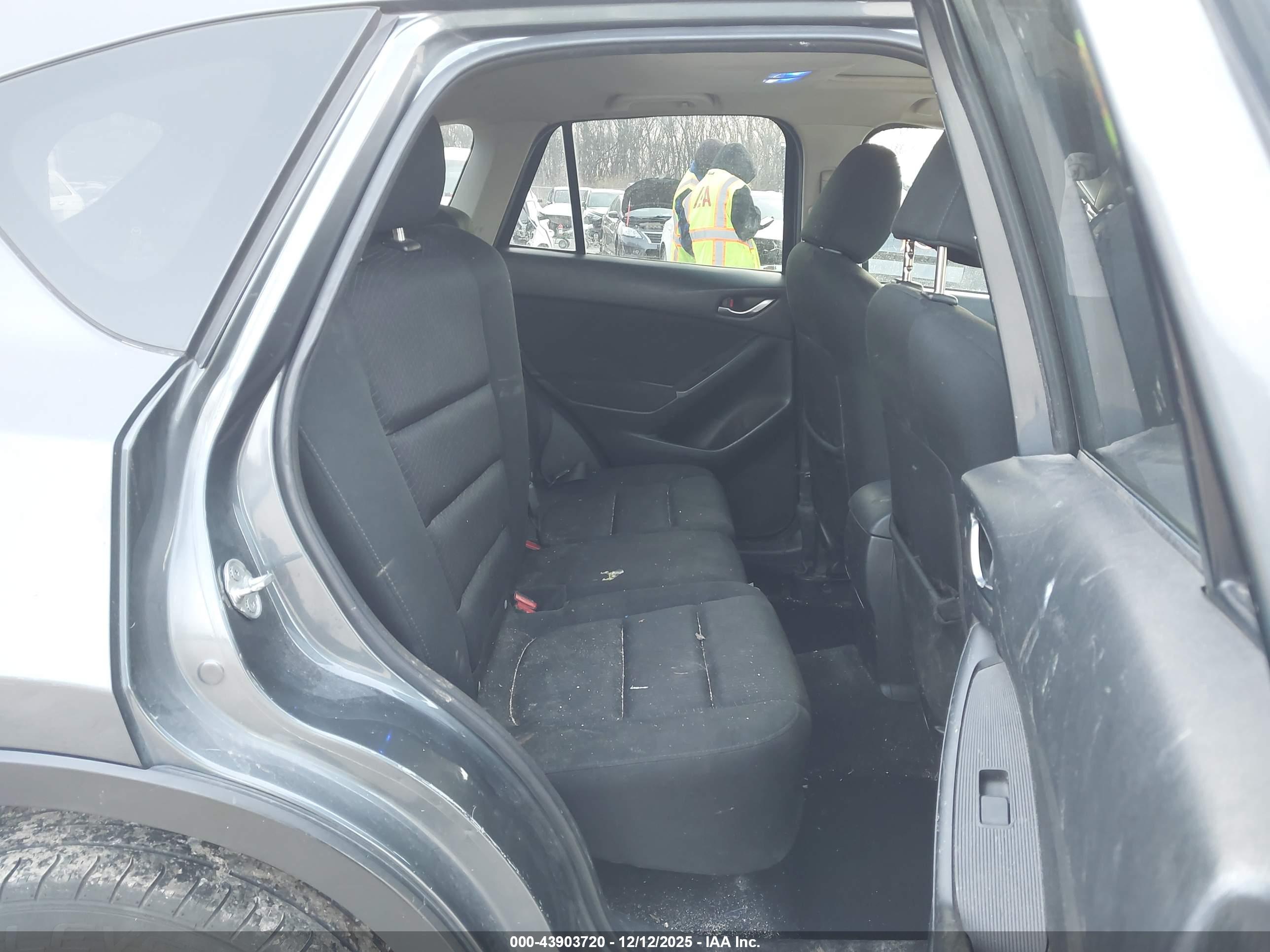MAZDA CX-5 image 8
