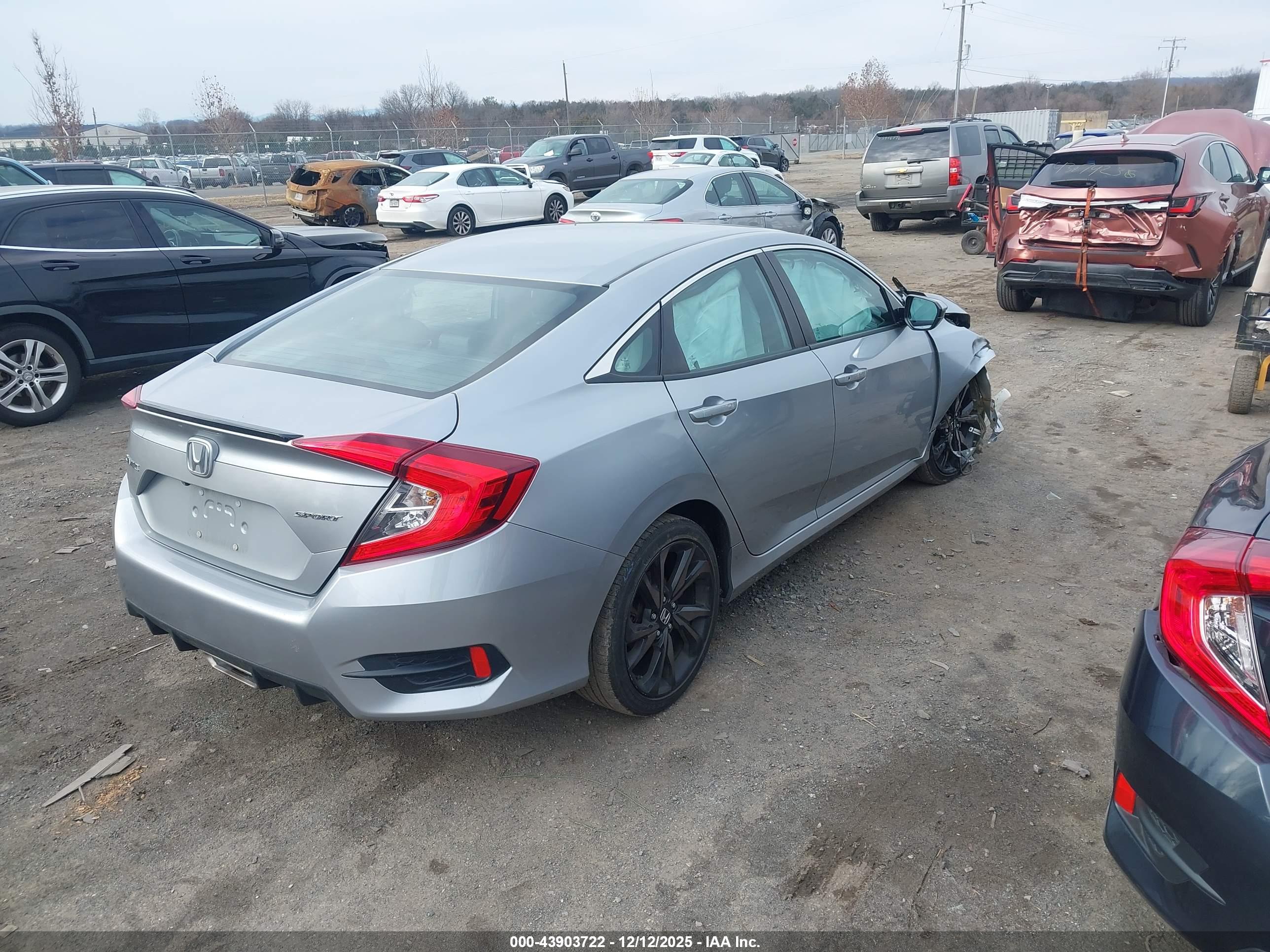 HONDA CIVIC image 4