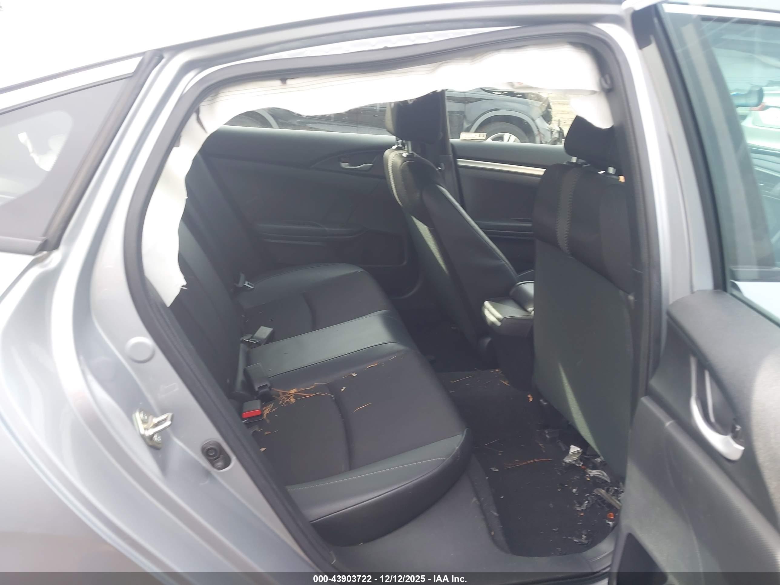 HONDA CIVIC image 8