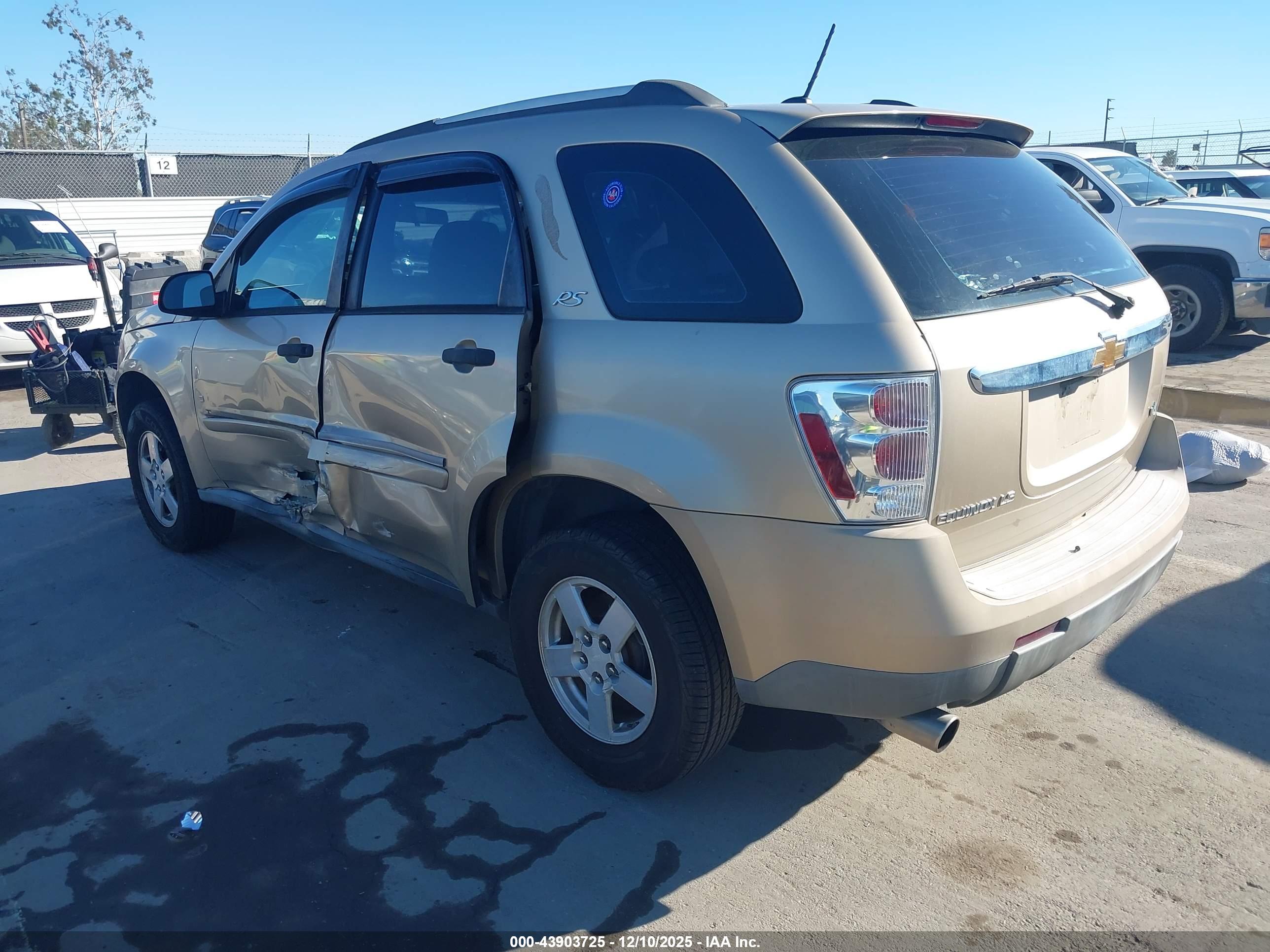 CHEVROLET EQUINOX image 3