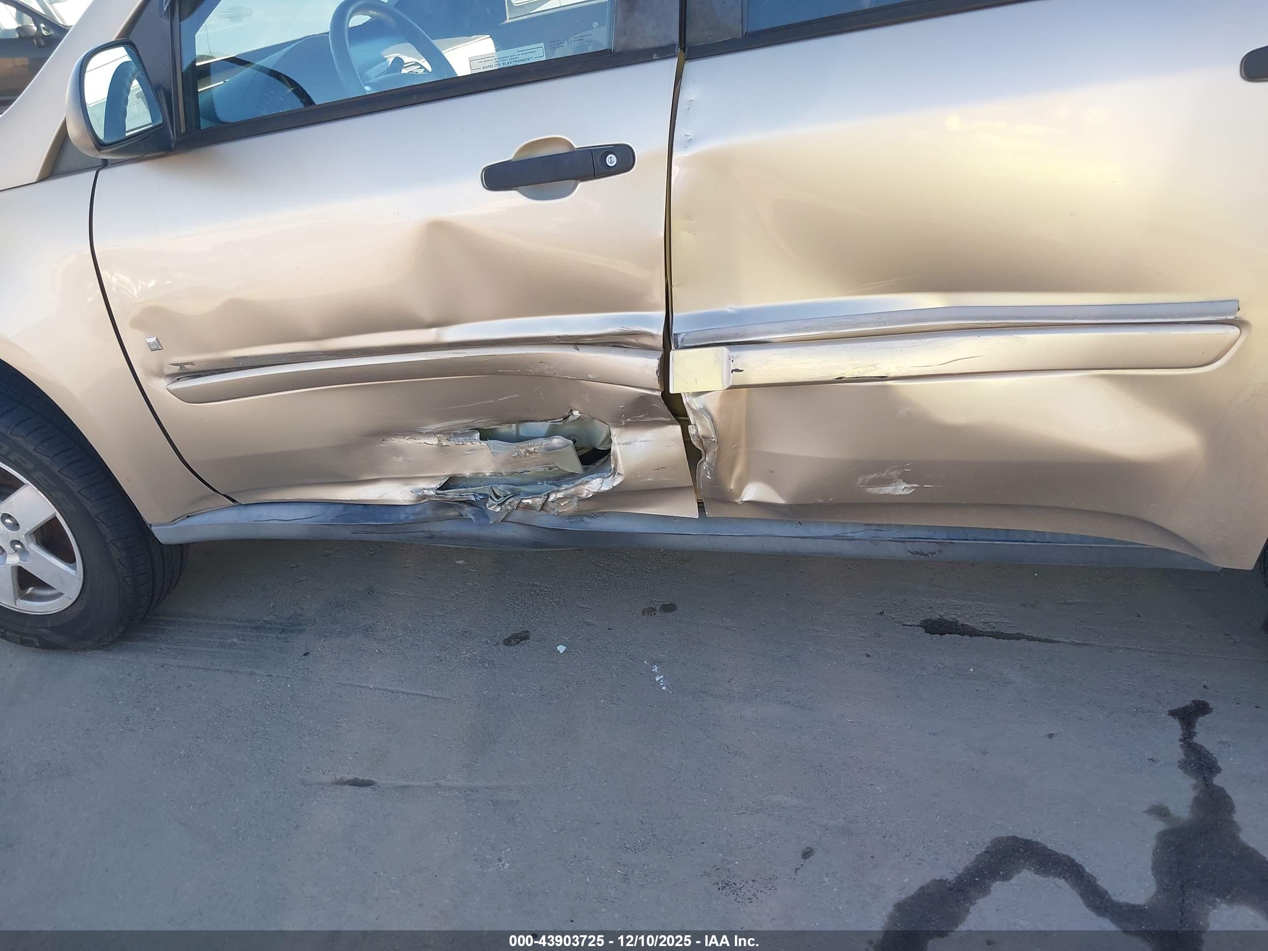 CHEVROLET EQUINOX image 6