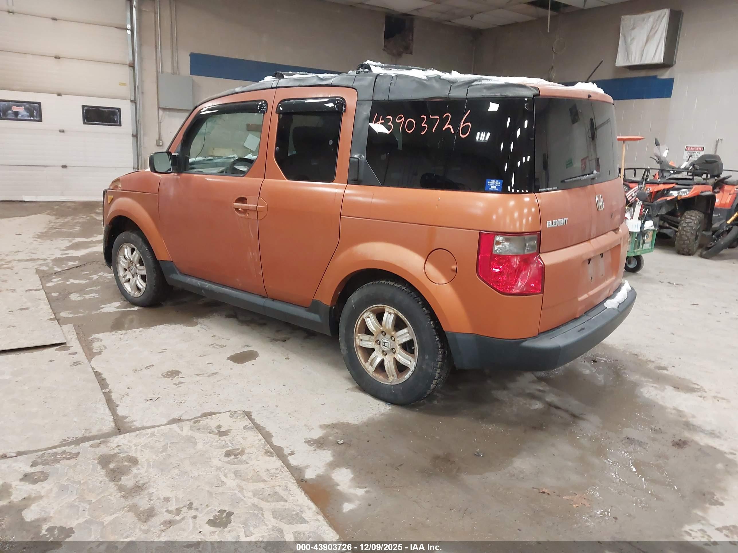 HONDA ELEMENT image 3