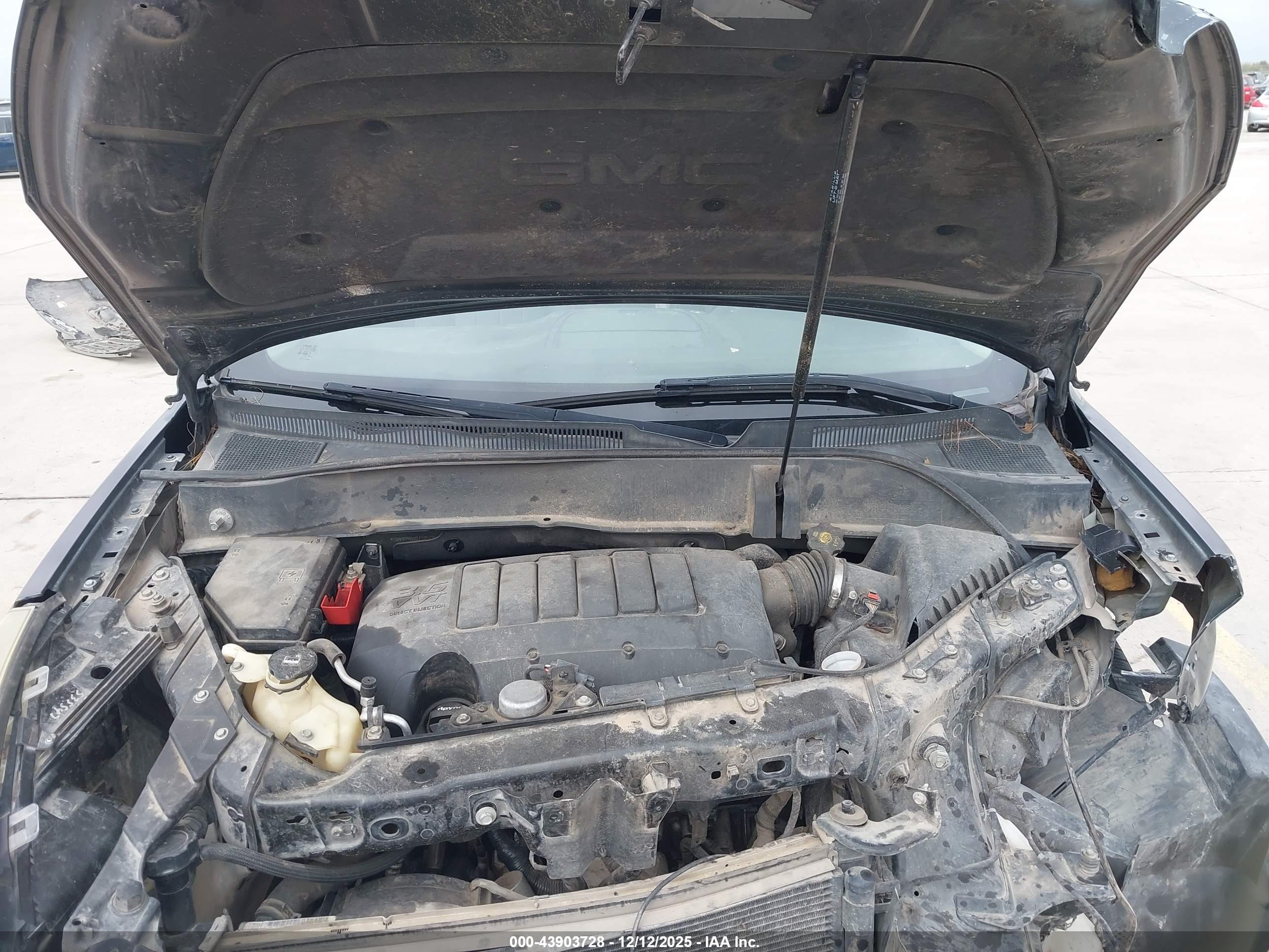 GMC ACADIA image 10