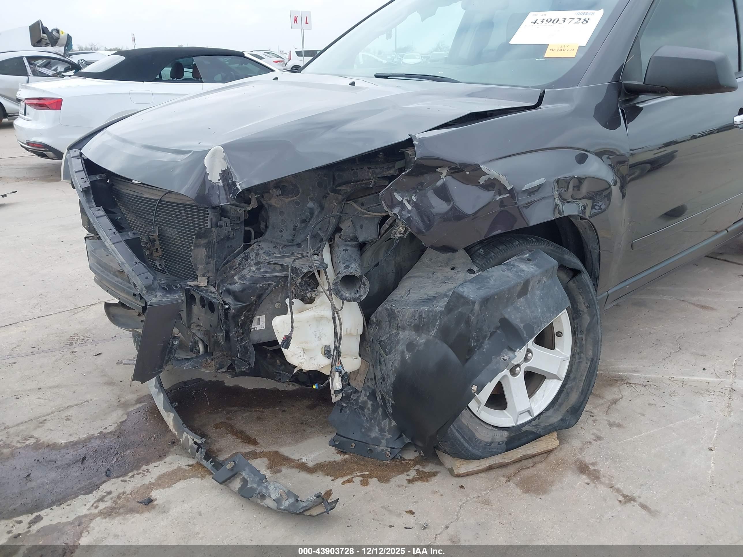 GMC ACADIA image 6