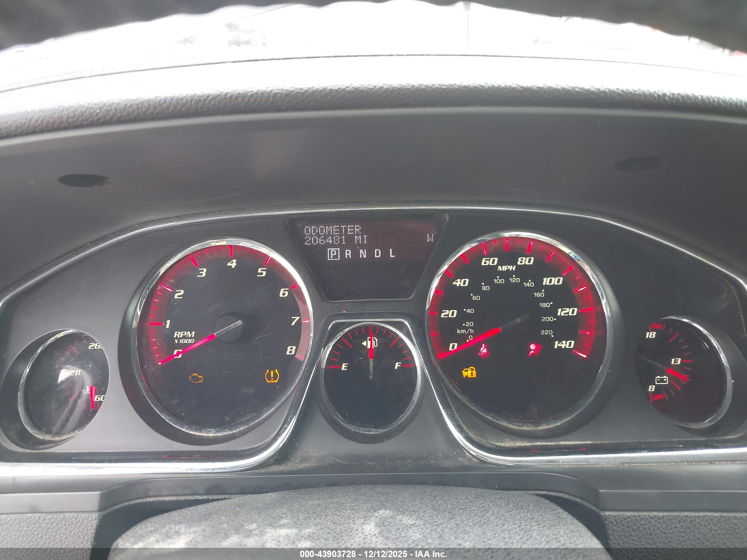 GMC ACADIA image 7