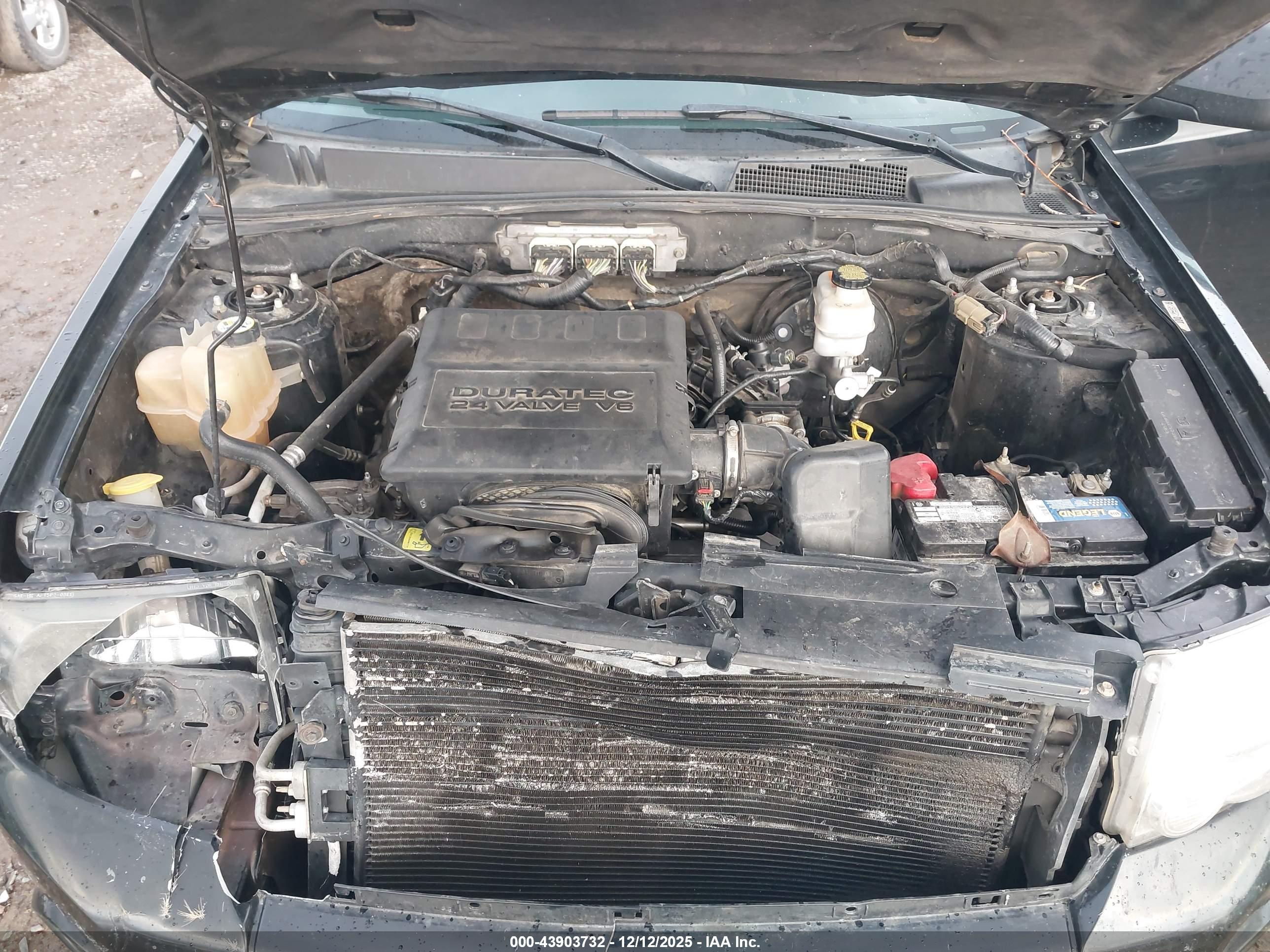 FORD ESCAPE image 10