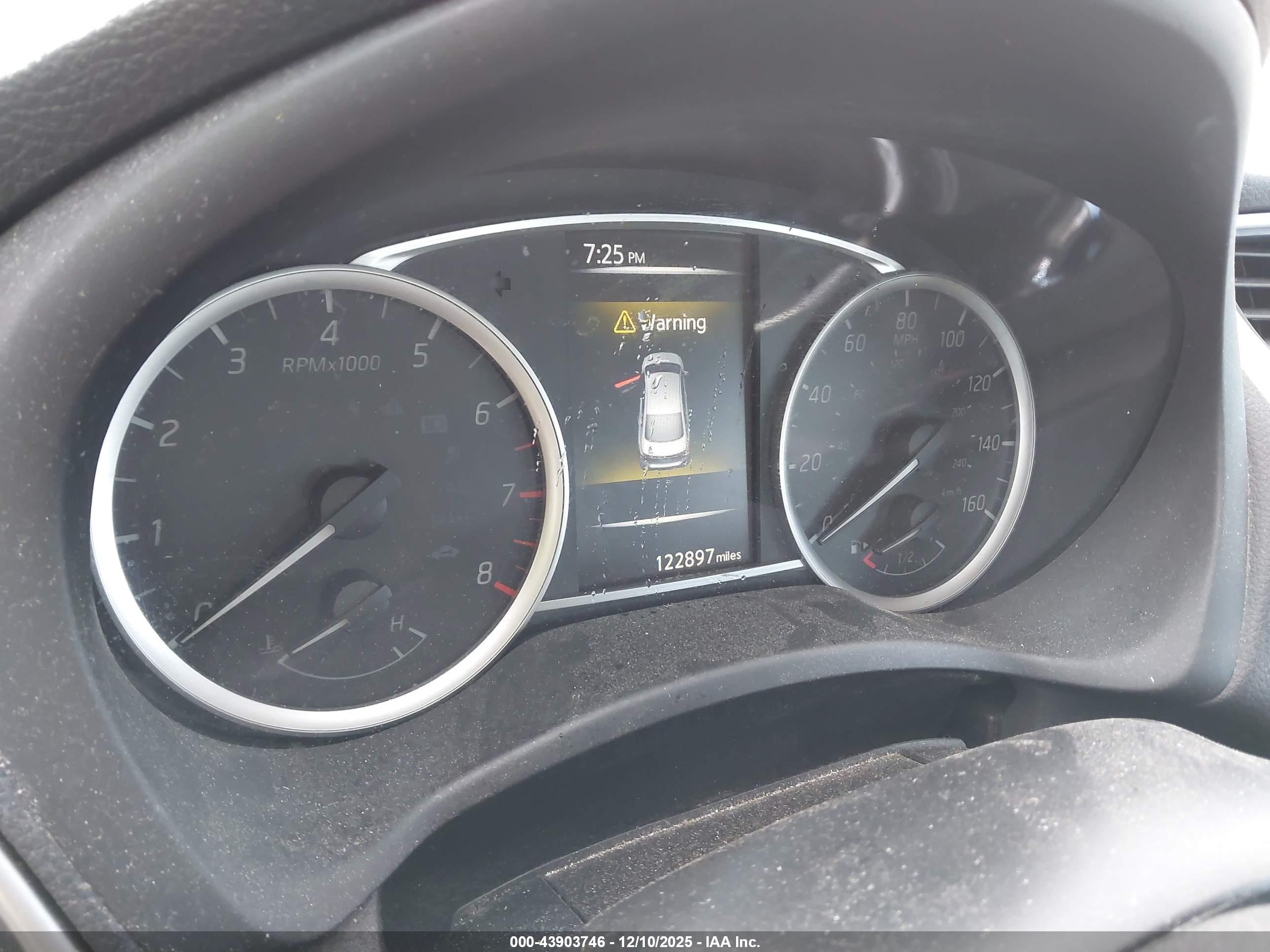 NISSAN SENTRA image 7
