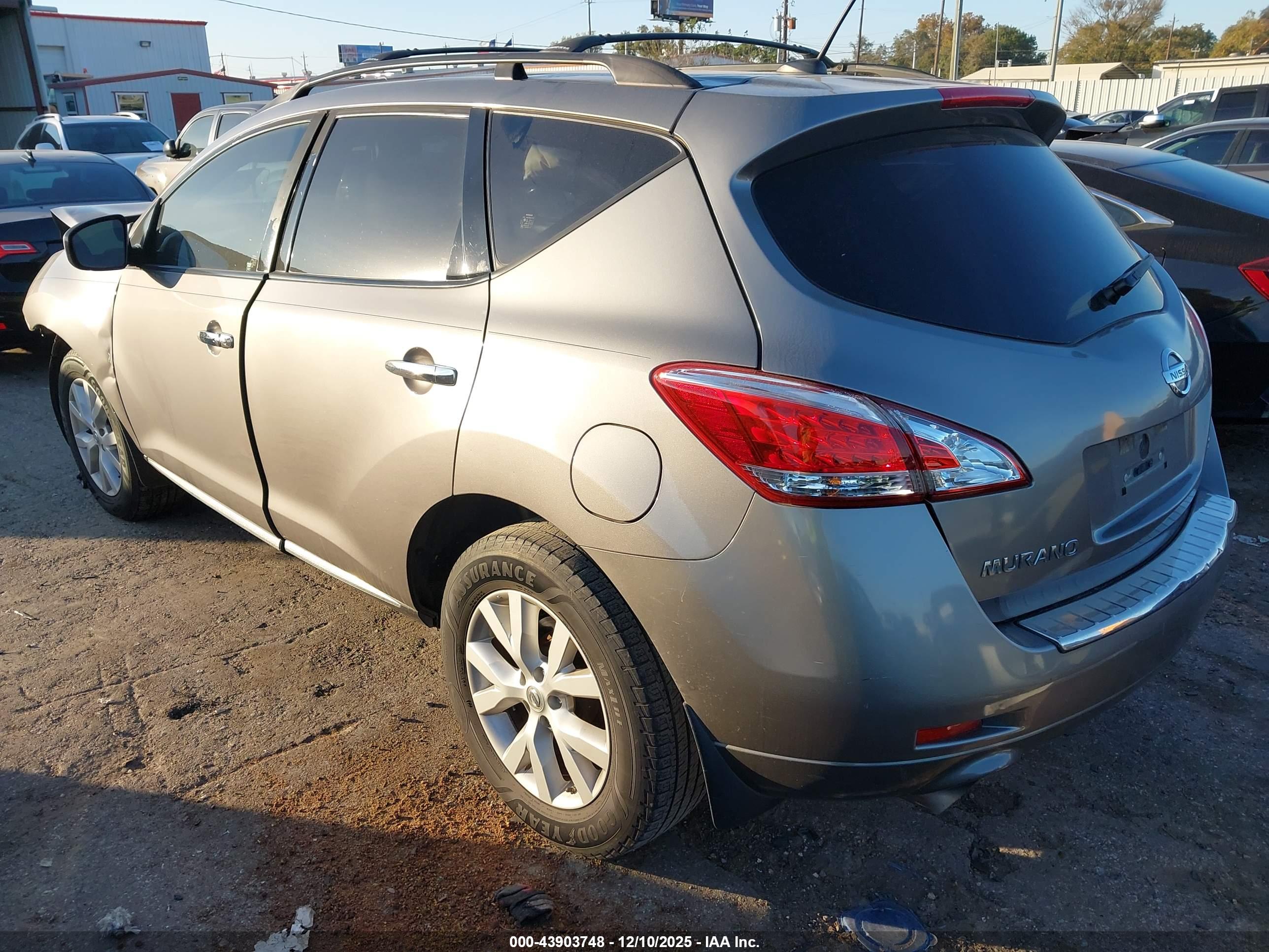 NISSAN MURANO image 3