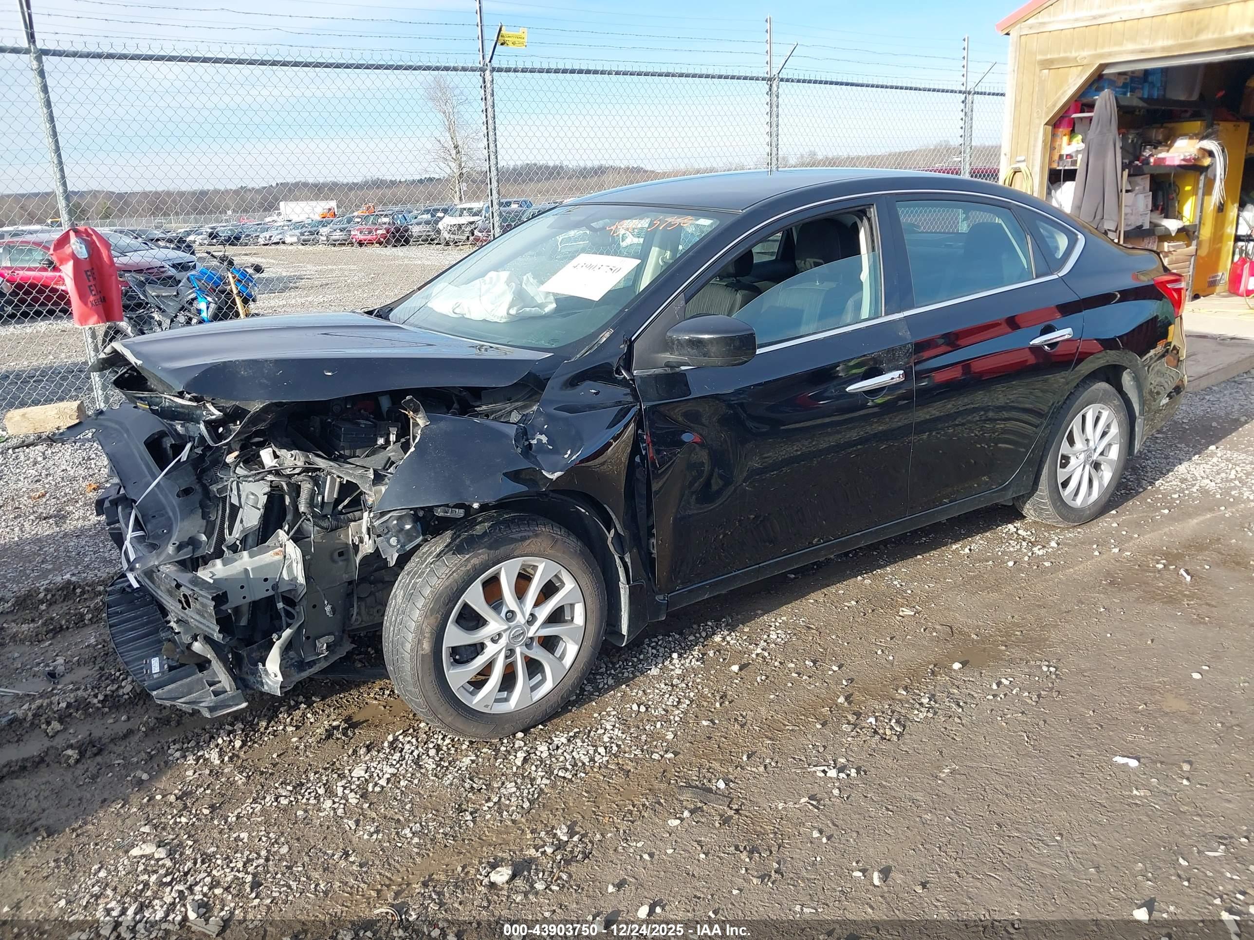 NISSAN SENTRA image 2