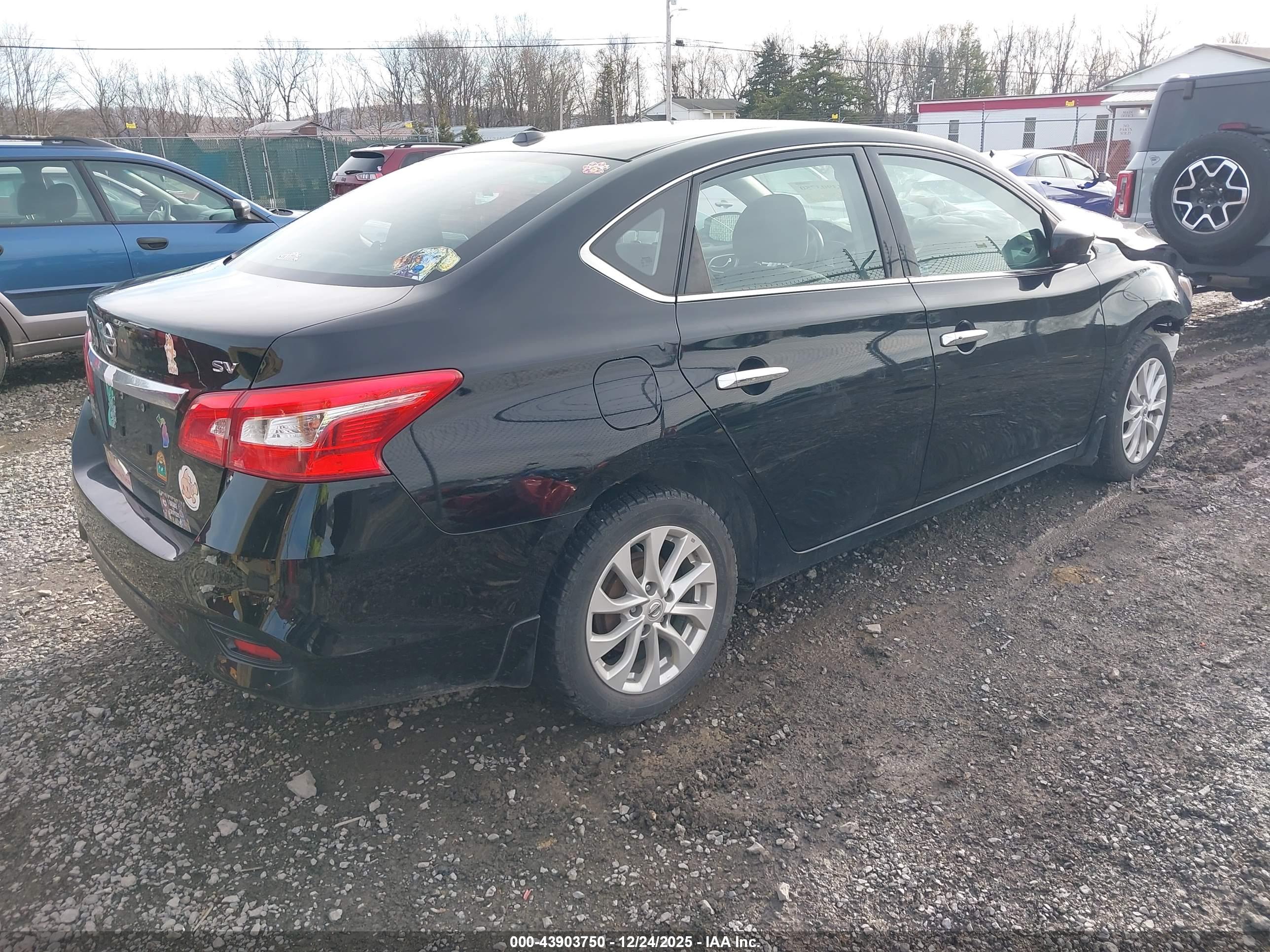 NISSAN SENTRA image 4