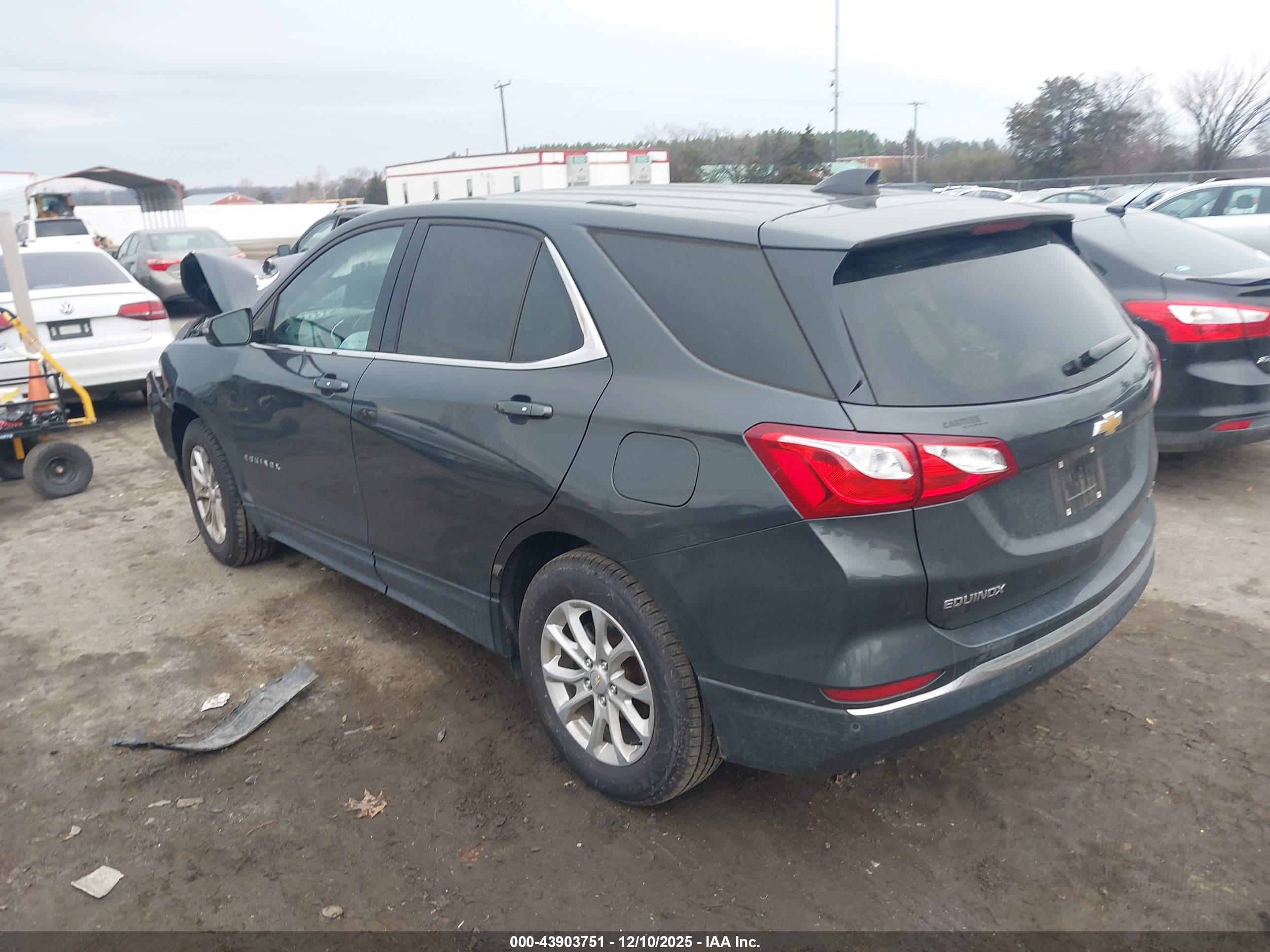 CHEVROLET EQUINOX image 3