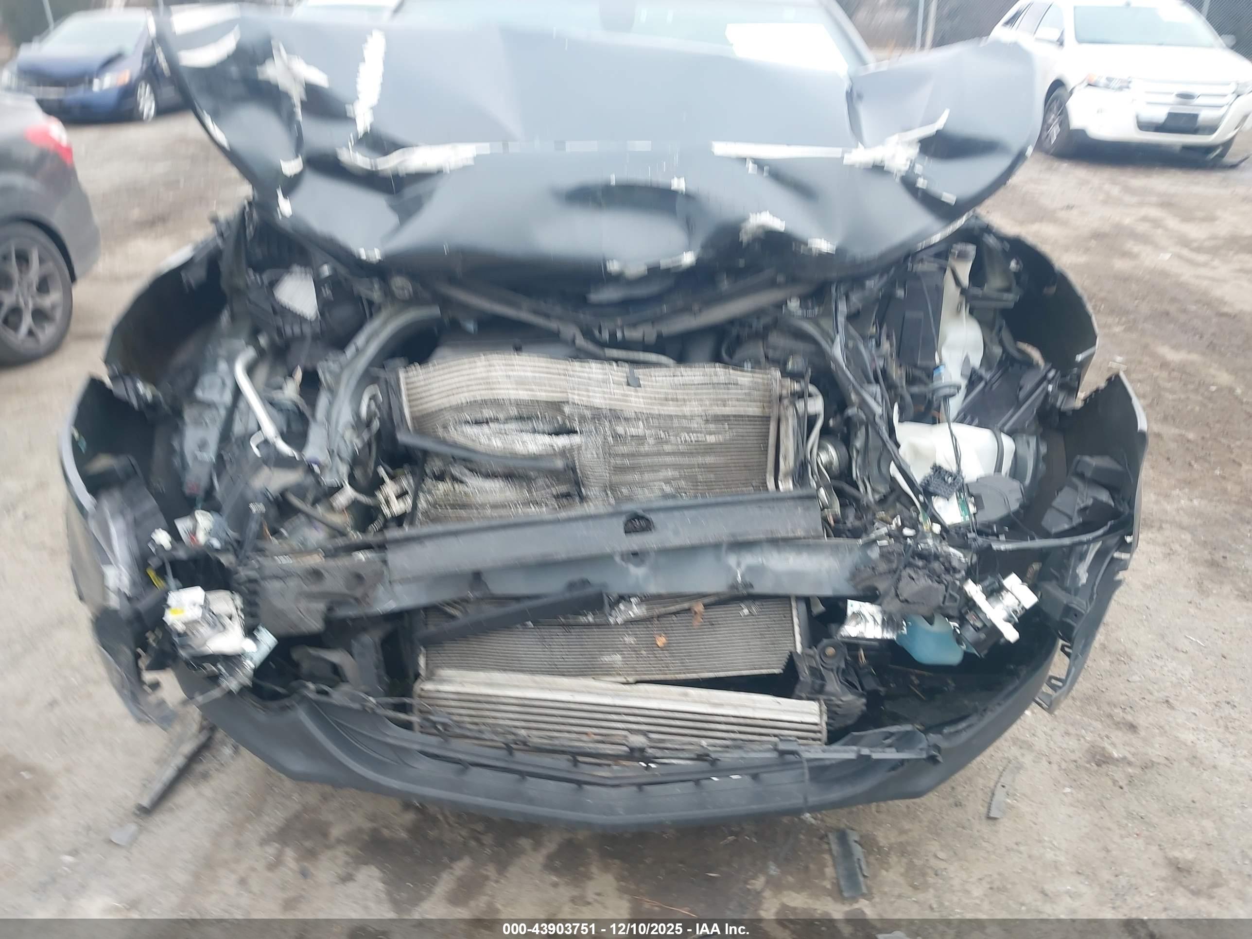 CHEVROLET EQUINOX image 6