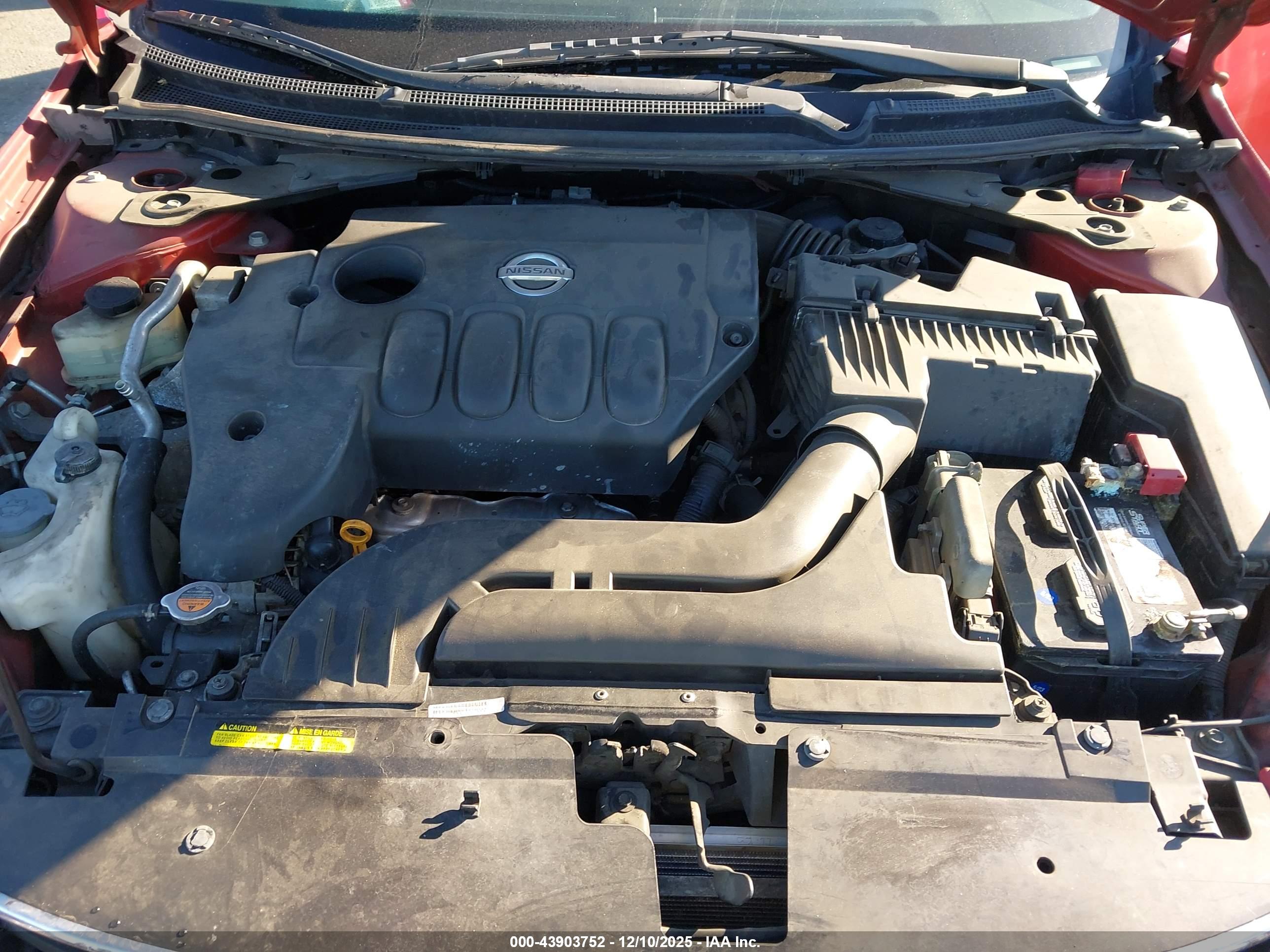 NISSAN ALTIMA image 10