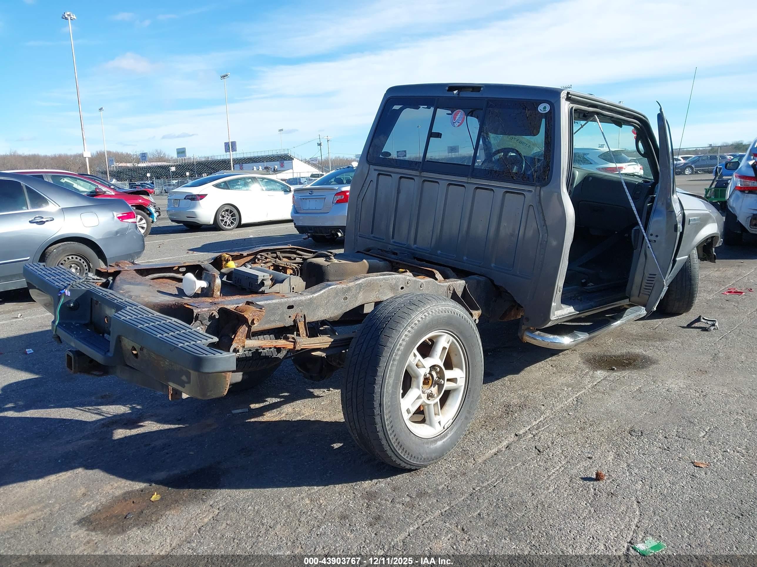 FORD RANGER image 4