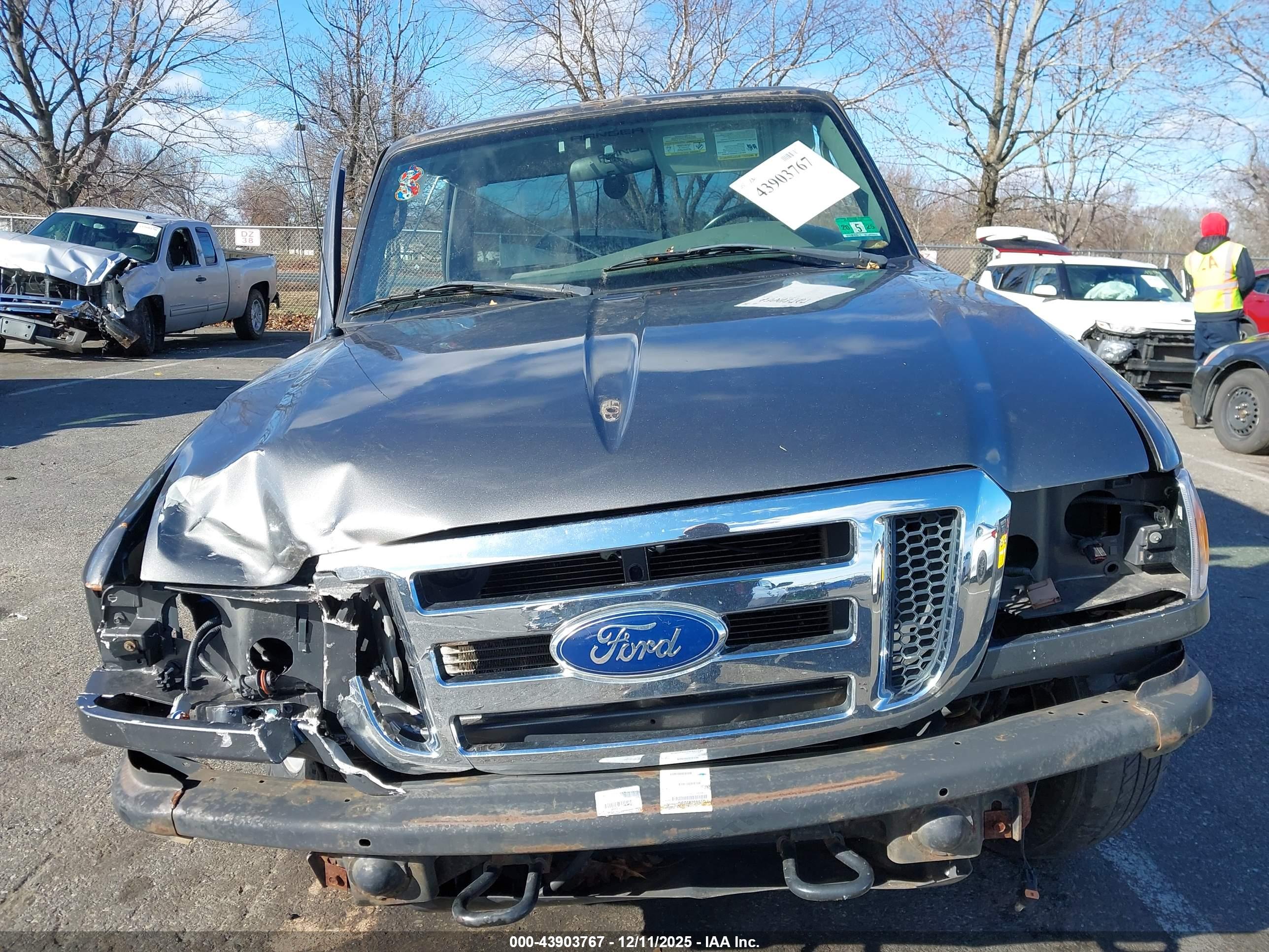 FORD RANGER image 6