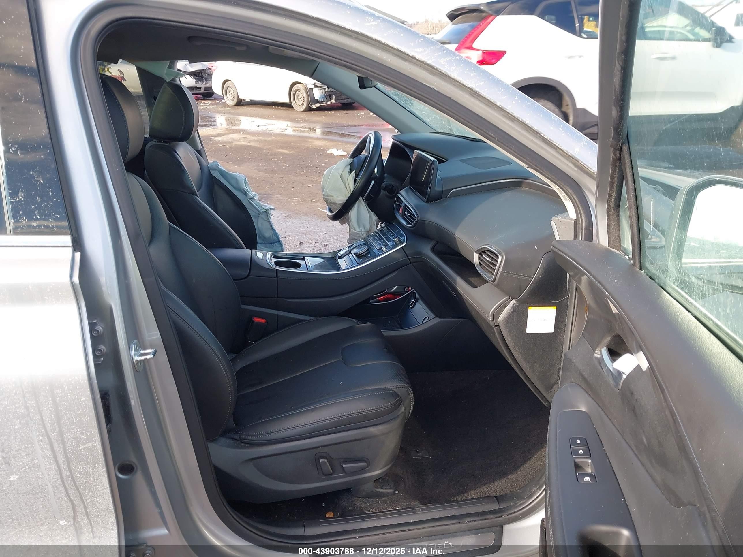 HYUNDAI SANTA image 5