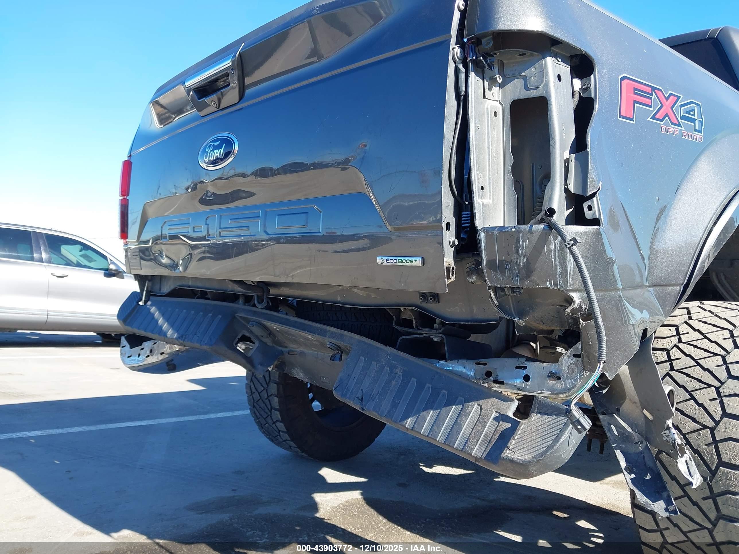 FORD F-150 image 6
