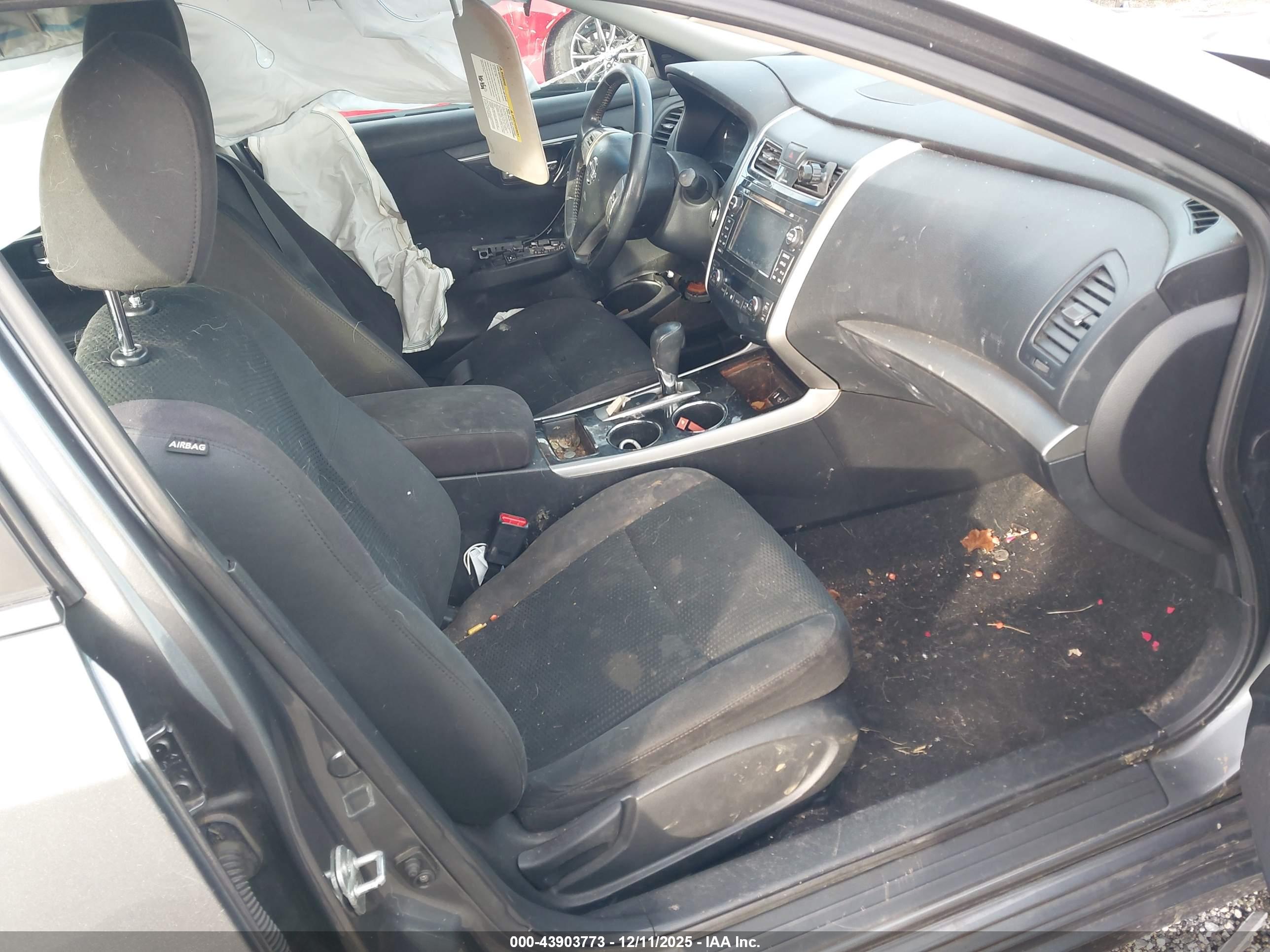 NISSAN ALTIMA image 5