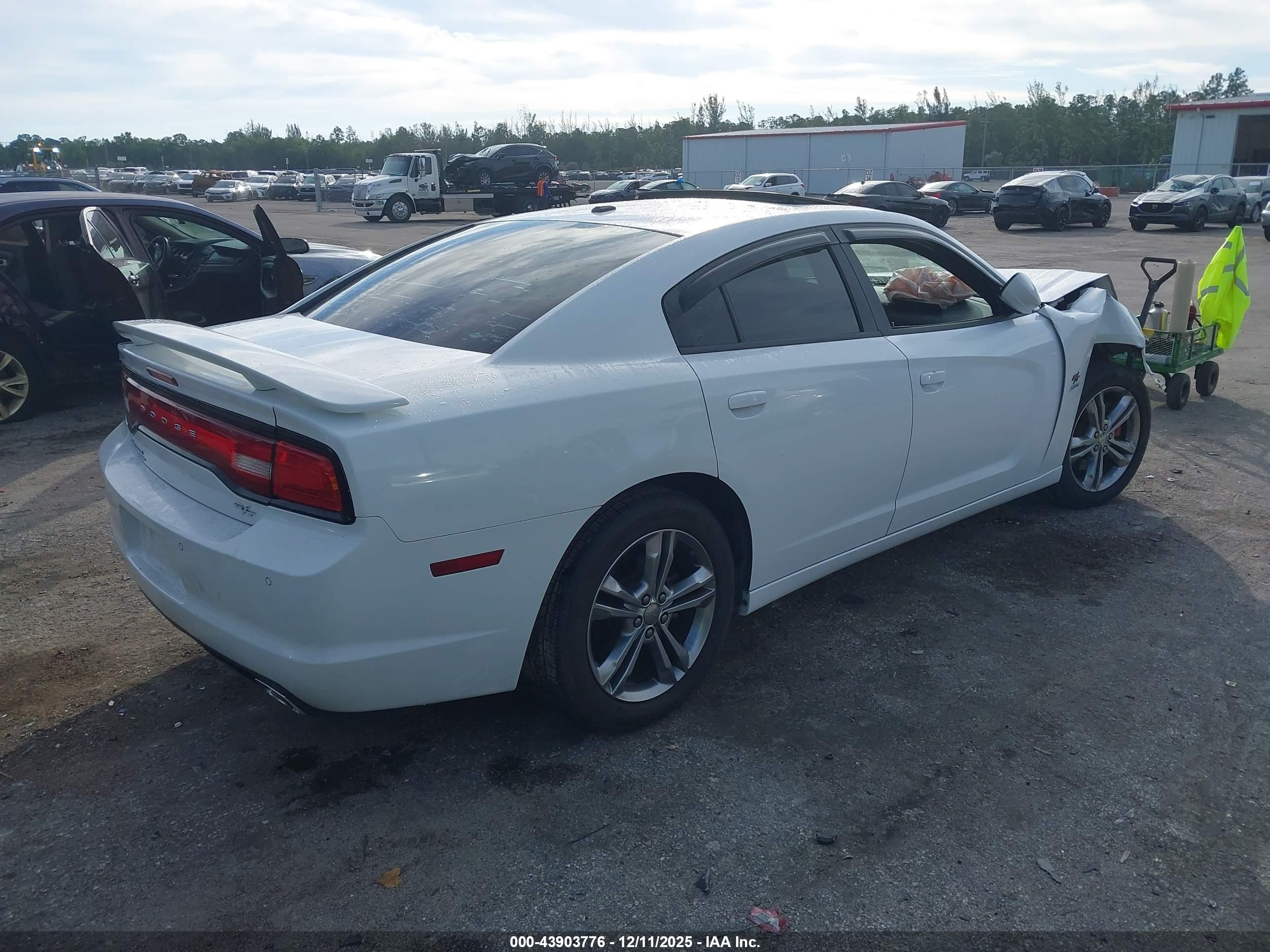DODGE CHARGER image 4