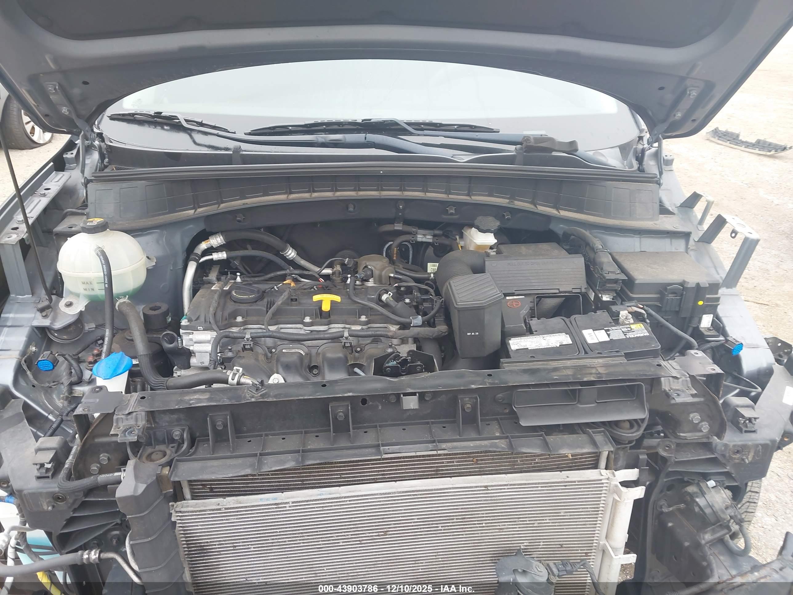 HYUNDAI TUCSON image 10