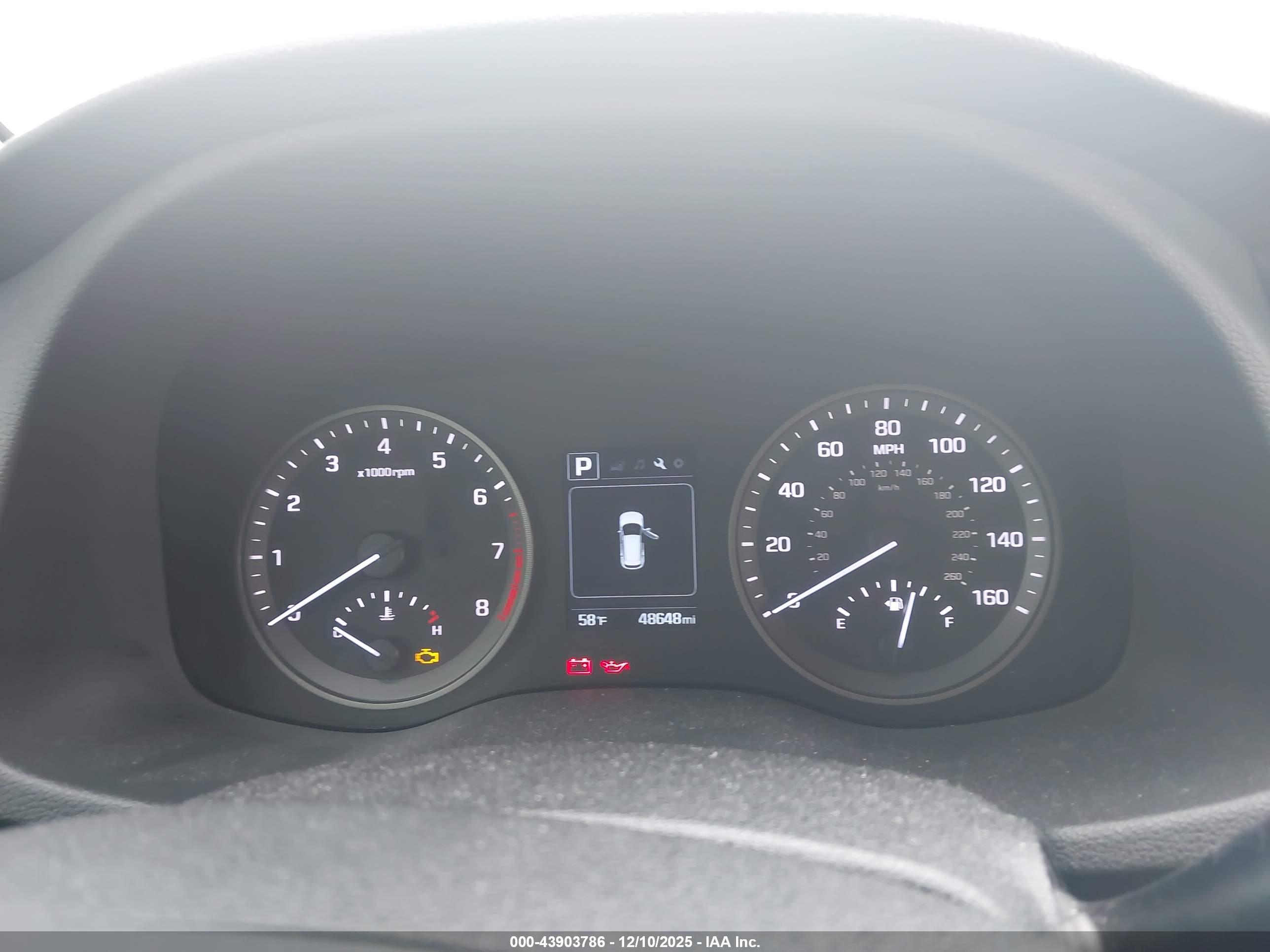 HYUNDAI TUCSON image 7