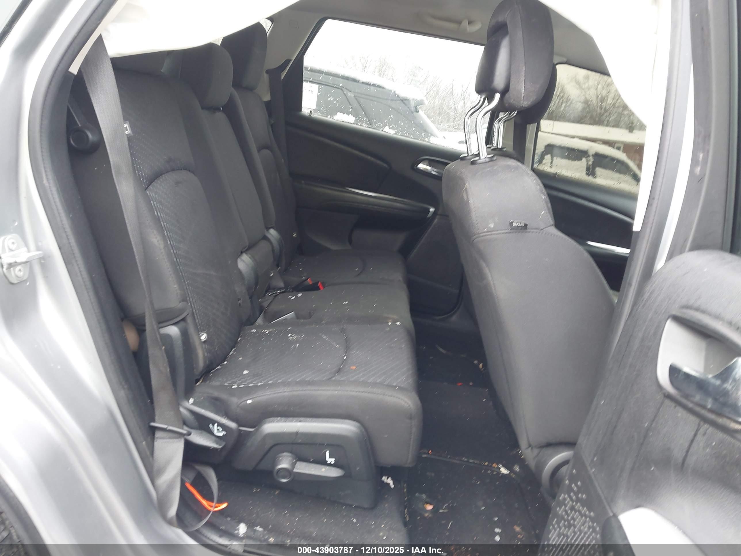 DODGE JOURNEY image 8