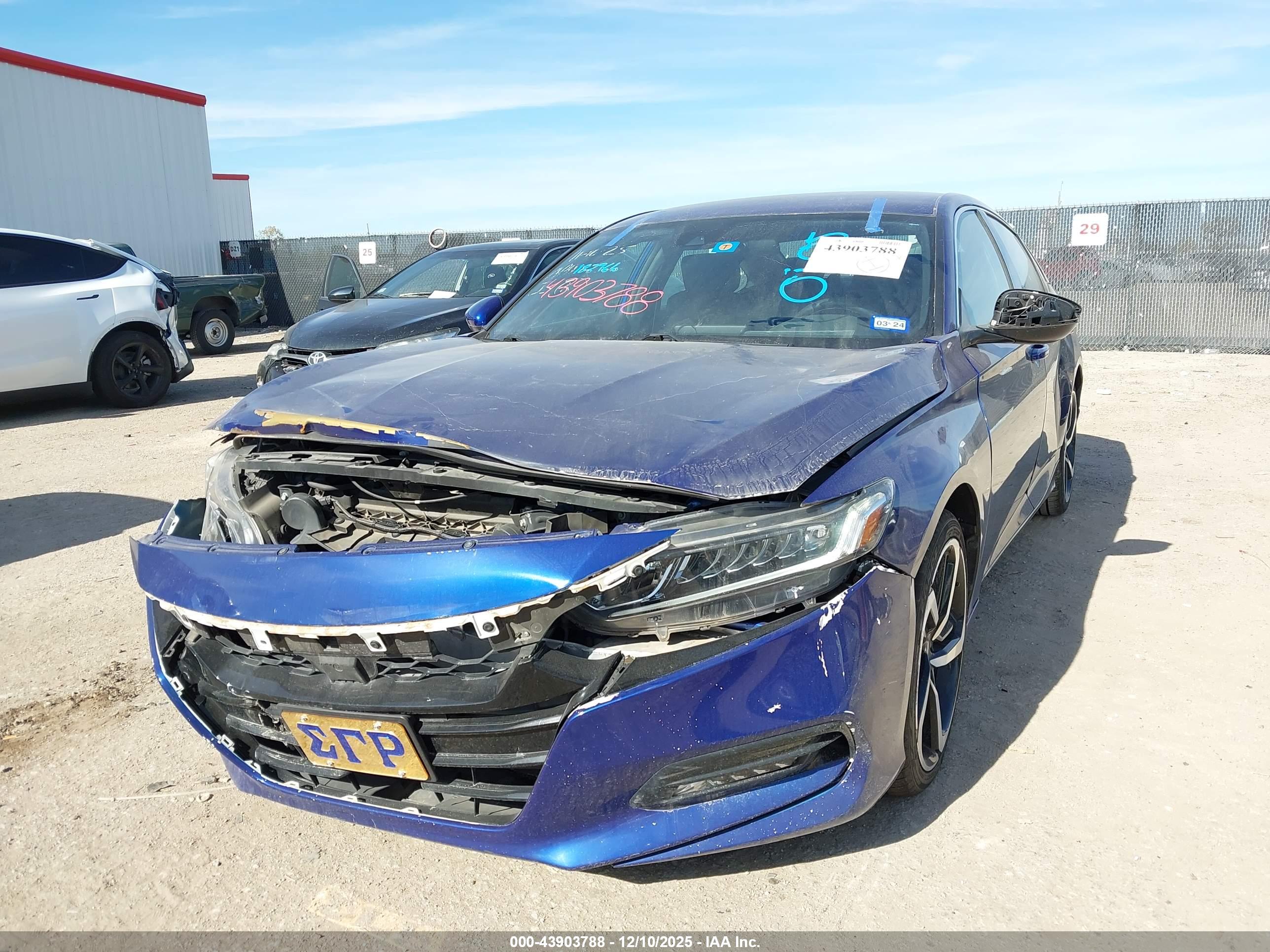HONDA ACCORD image 2