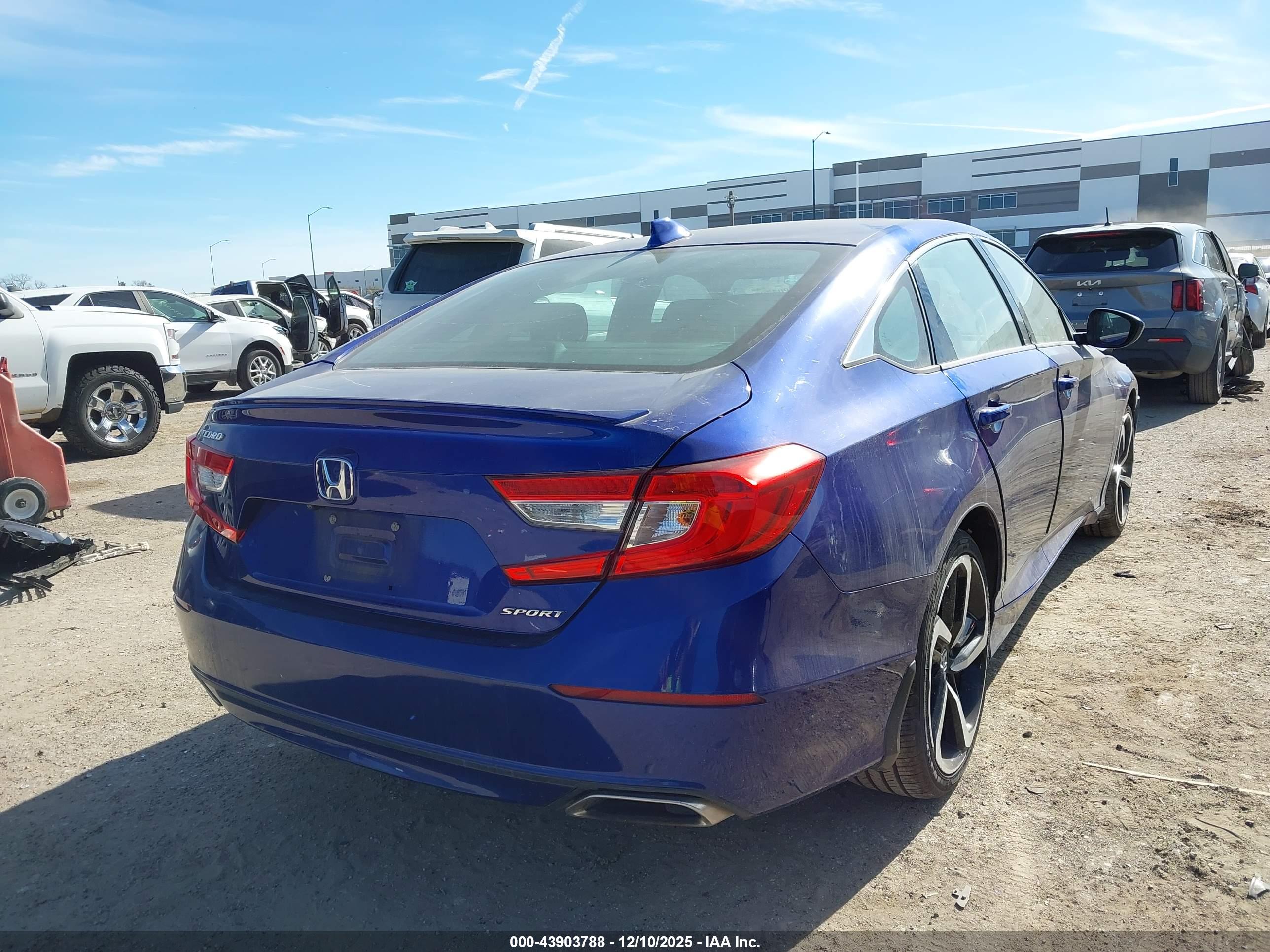 HONDA ACCORD image 4