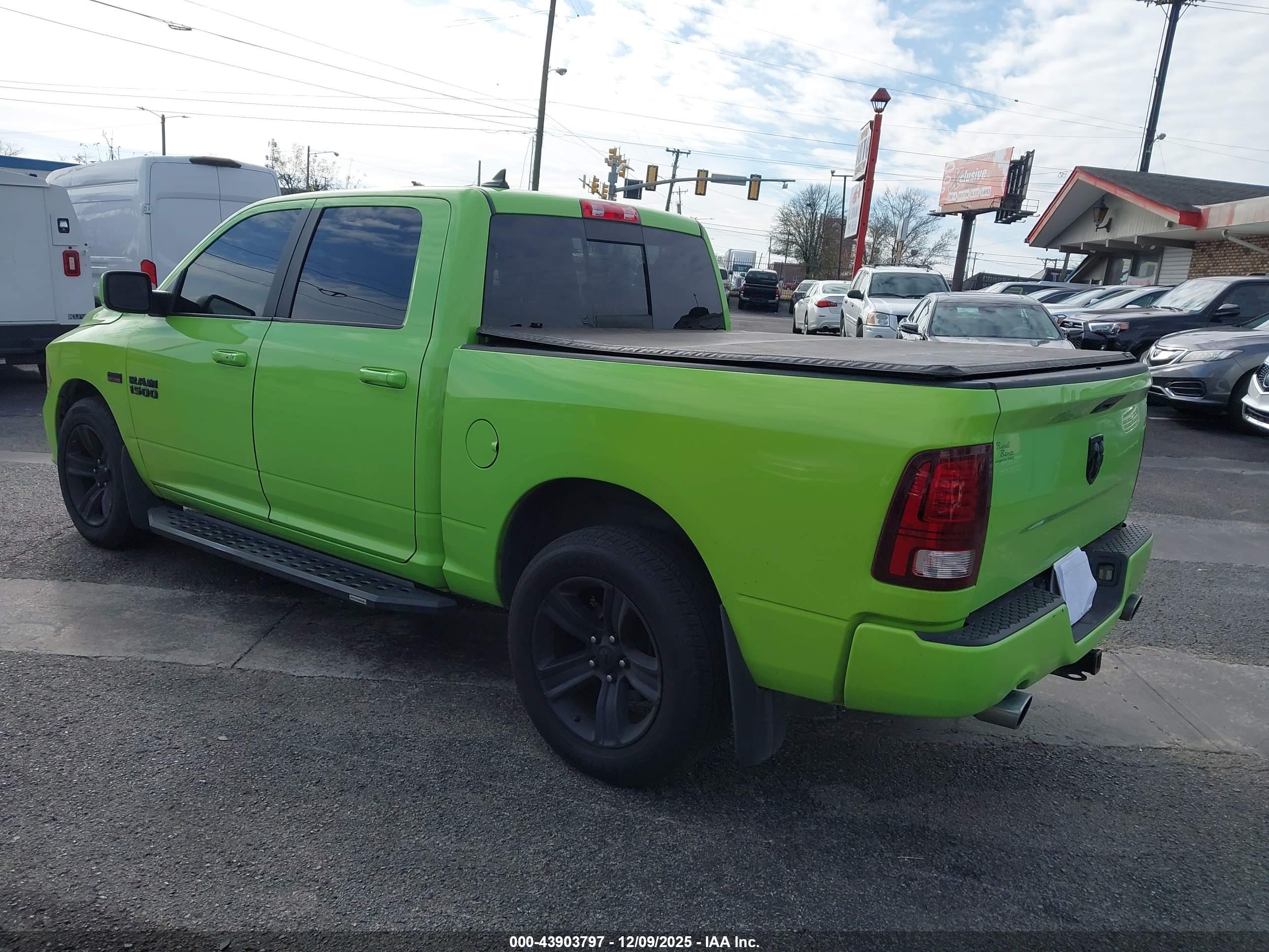 RAM 1500 image 3