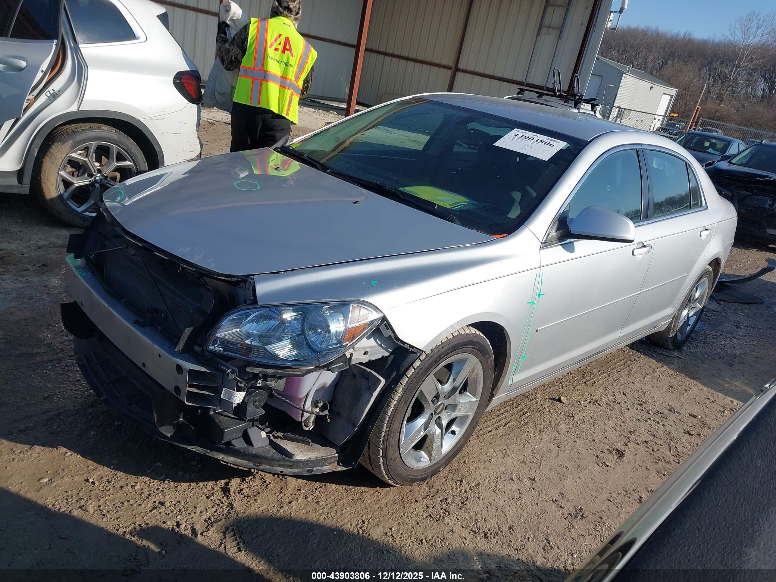 CHEVROLET MALIBU image 2