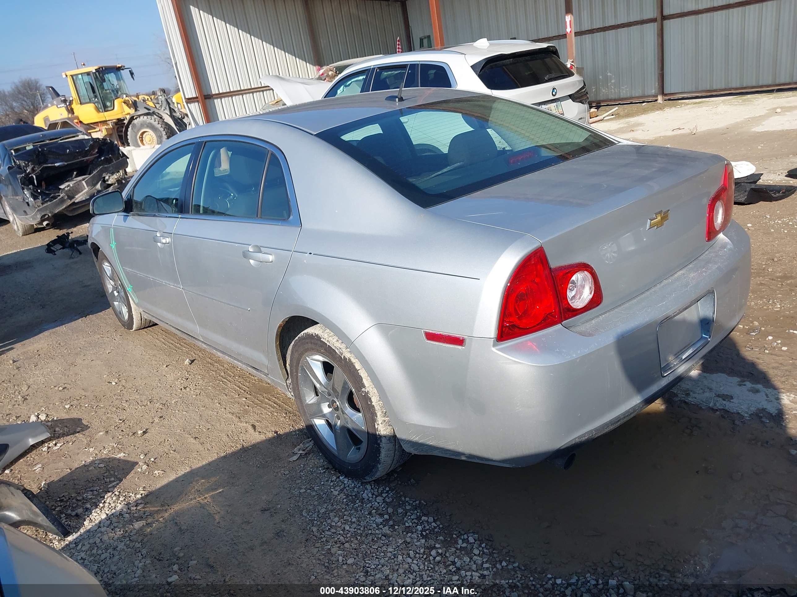 CHEVROLET MALIBU image 3