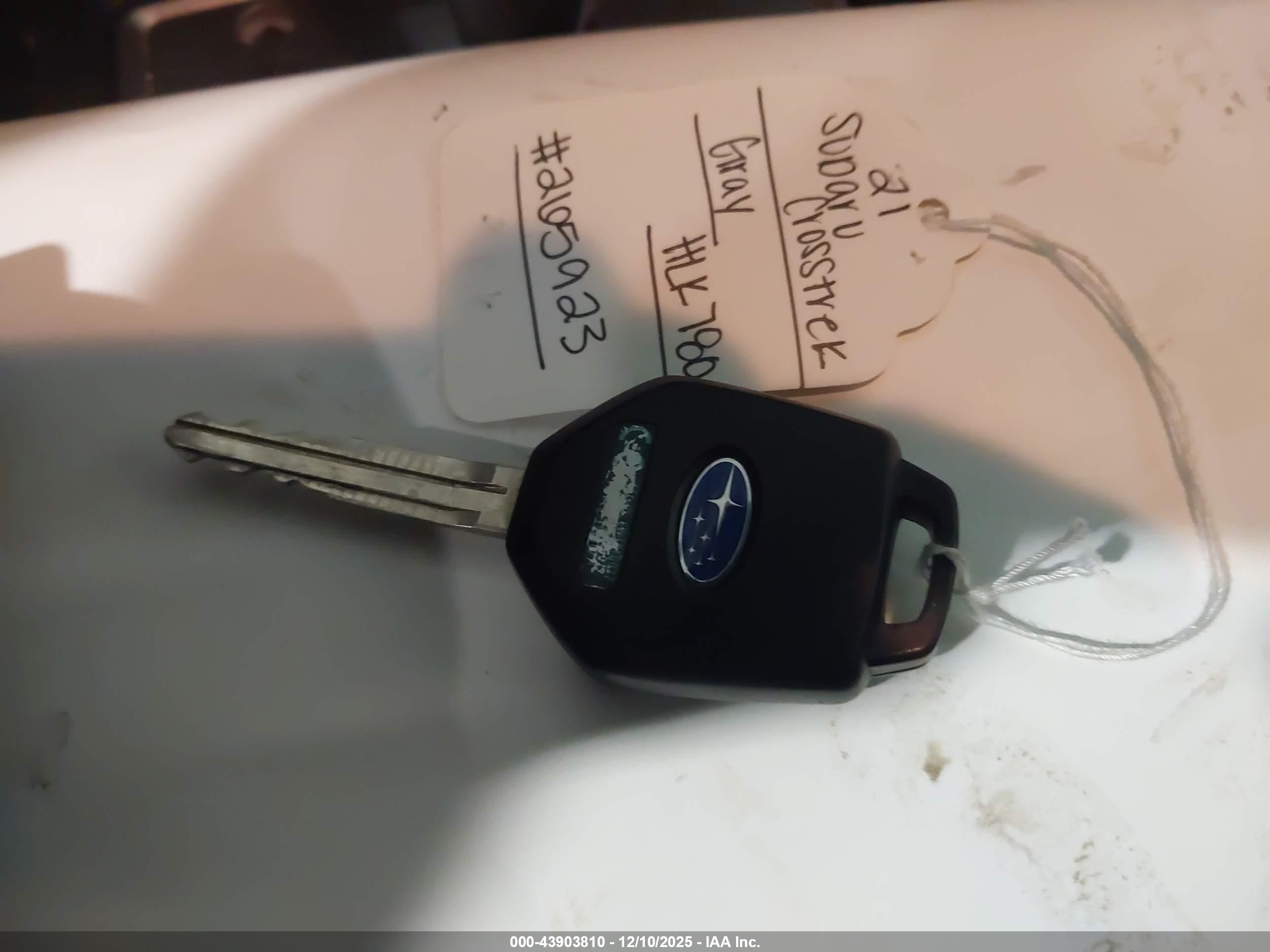 SUBARU CROSSTREK image 11