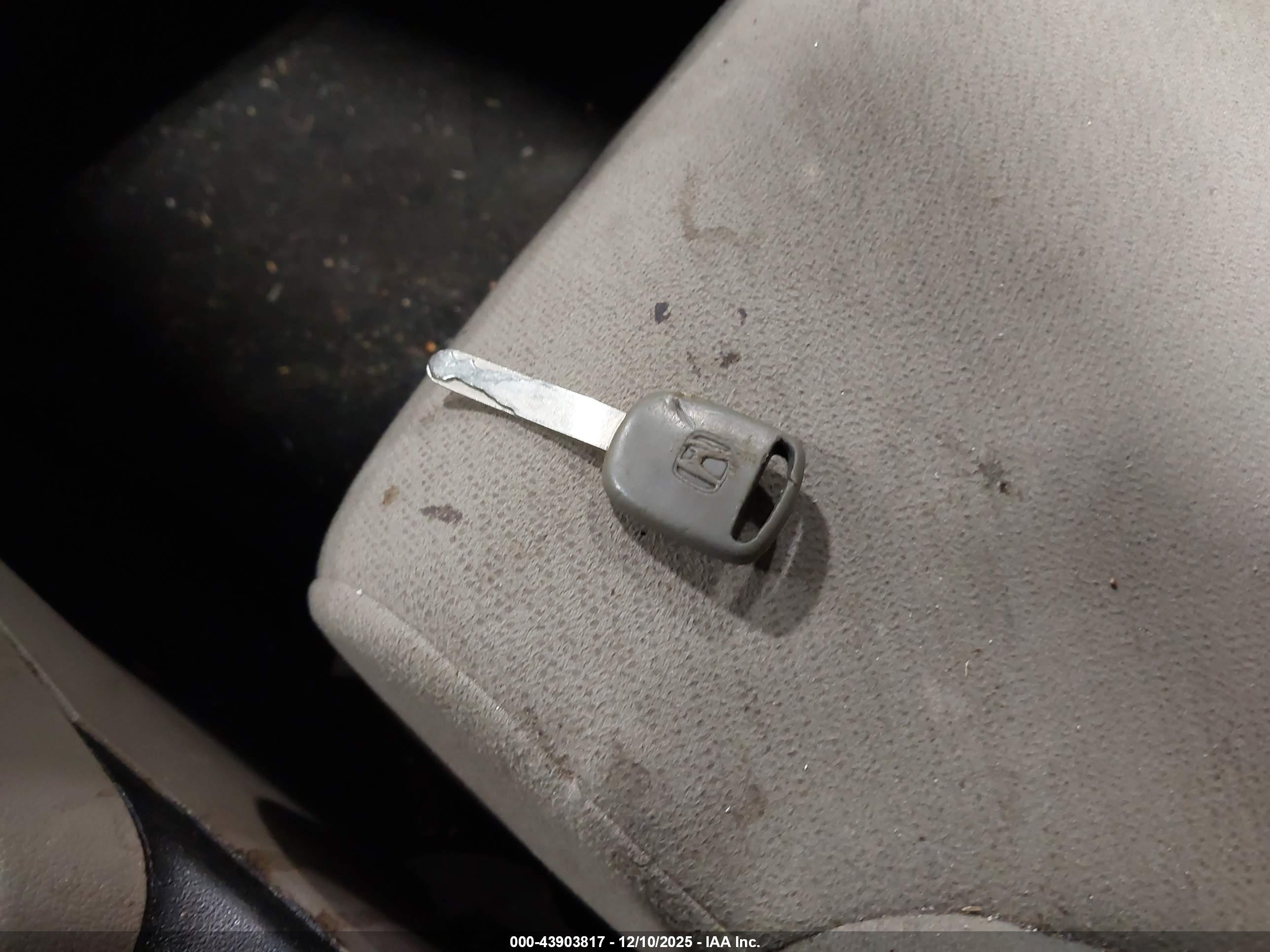 HONDA CIVIC image 11