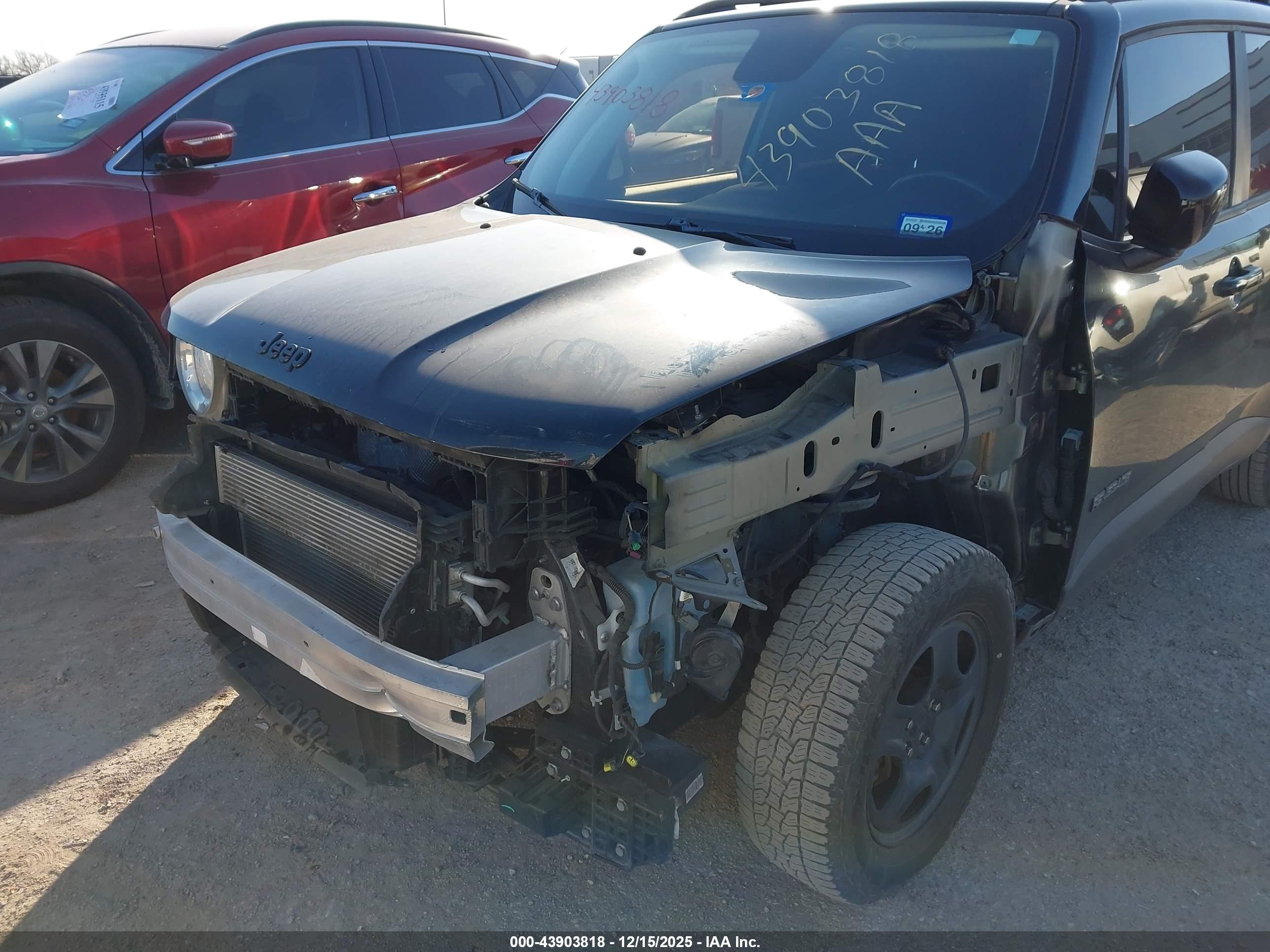 JEEP RENEGADE image 6