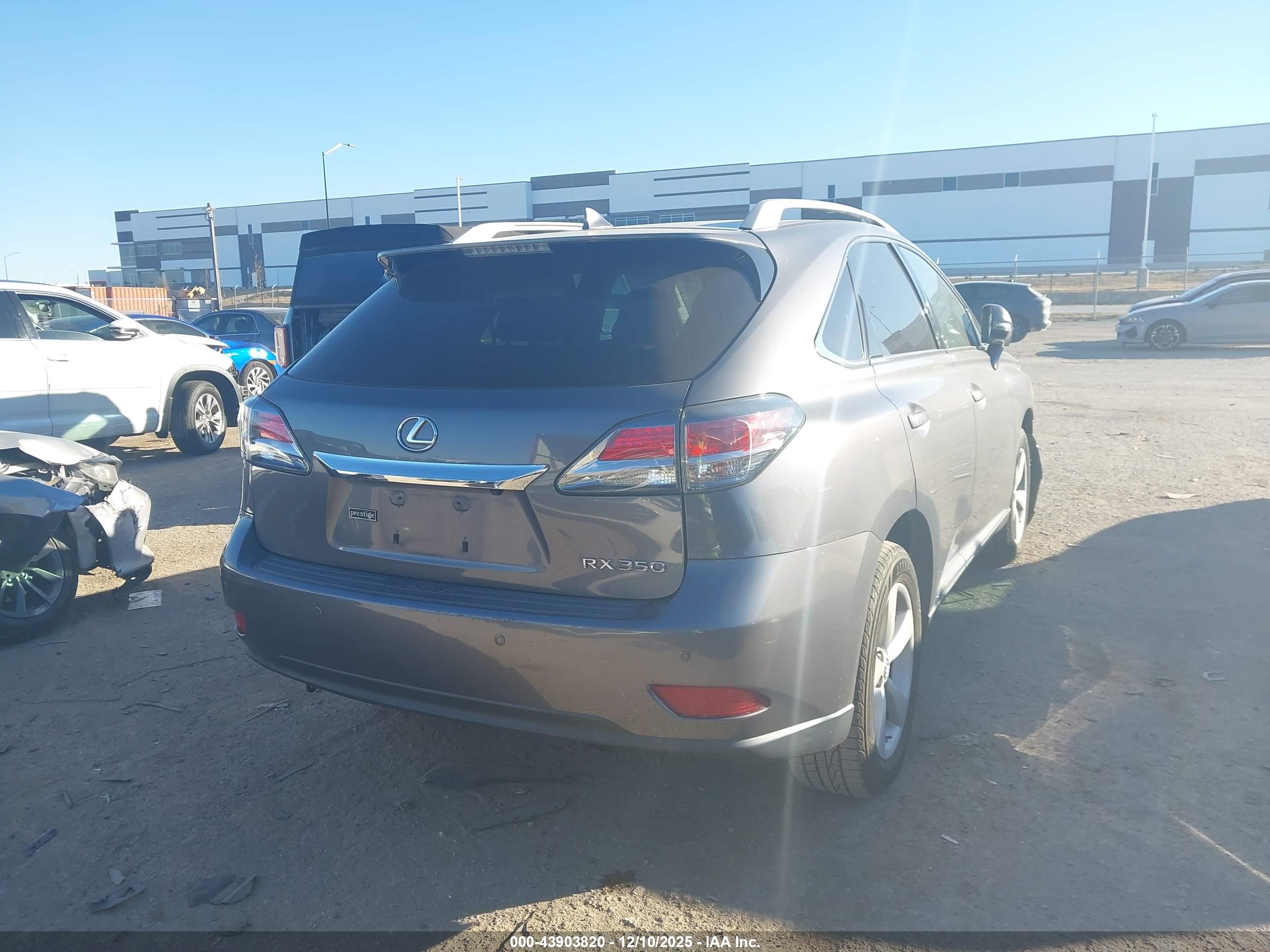 LEXUS RX image 4