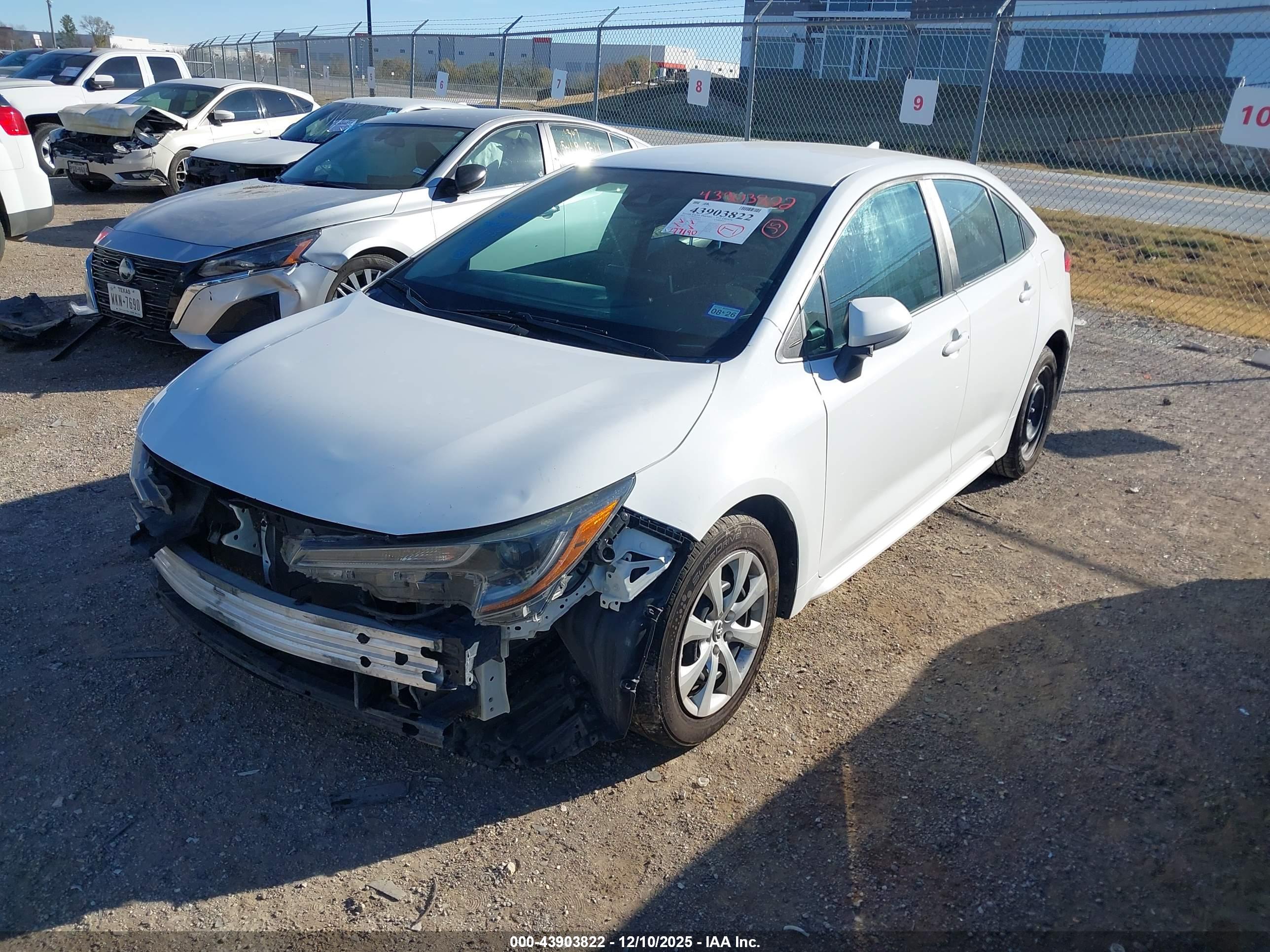 TOYOTA COROLLA image 2