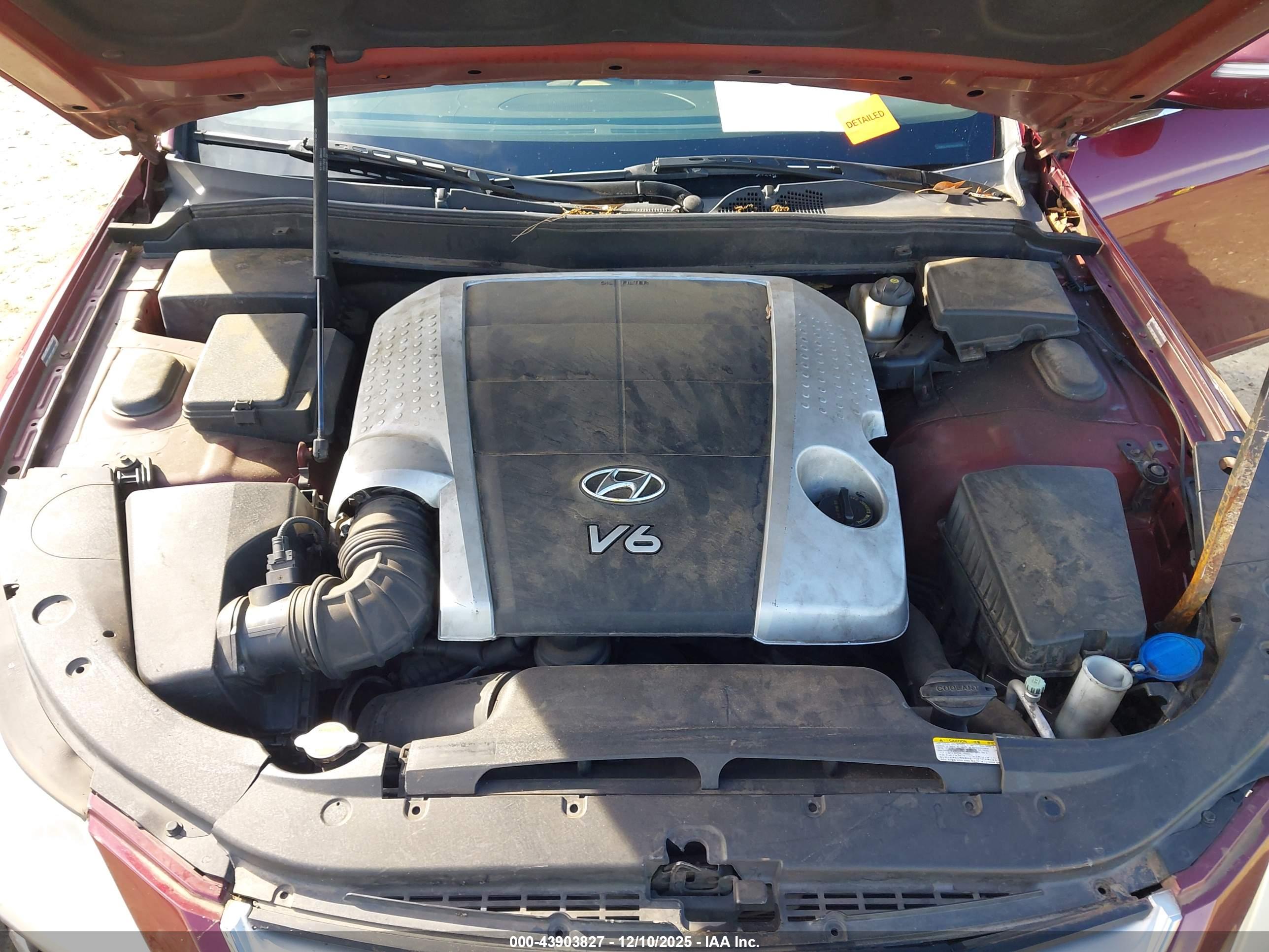 HYUNDAI GENESIS image 10