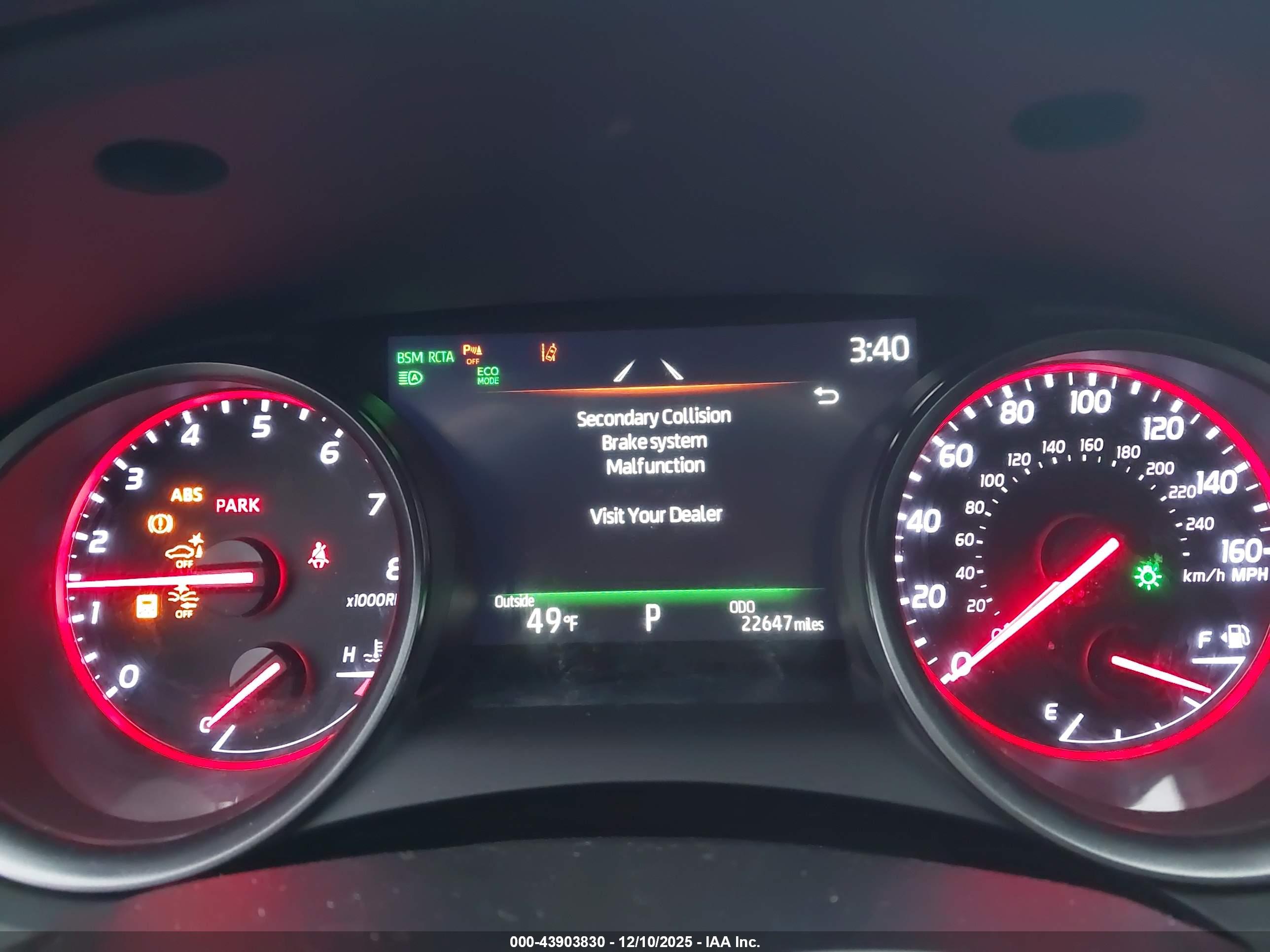 TOYOTA CAMRY image 7