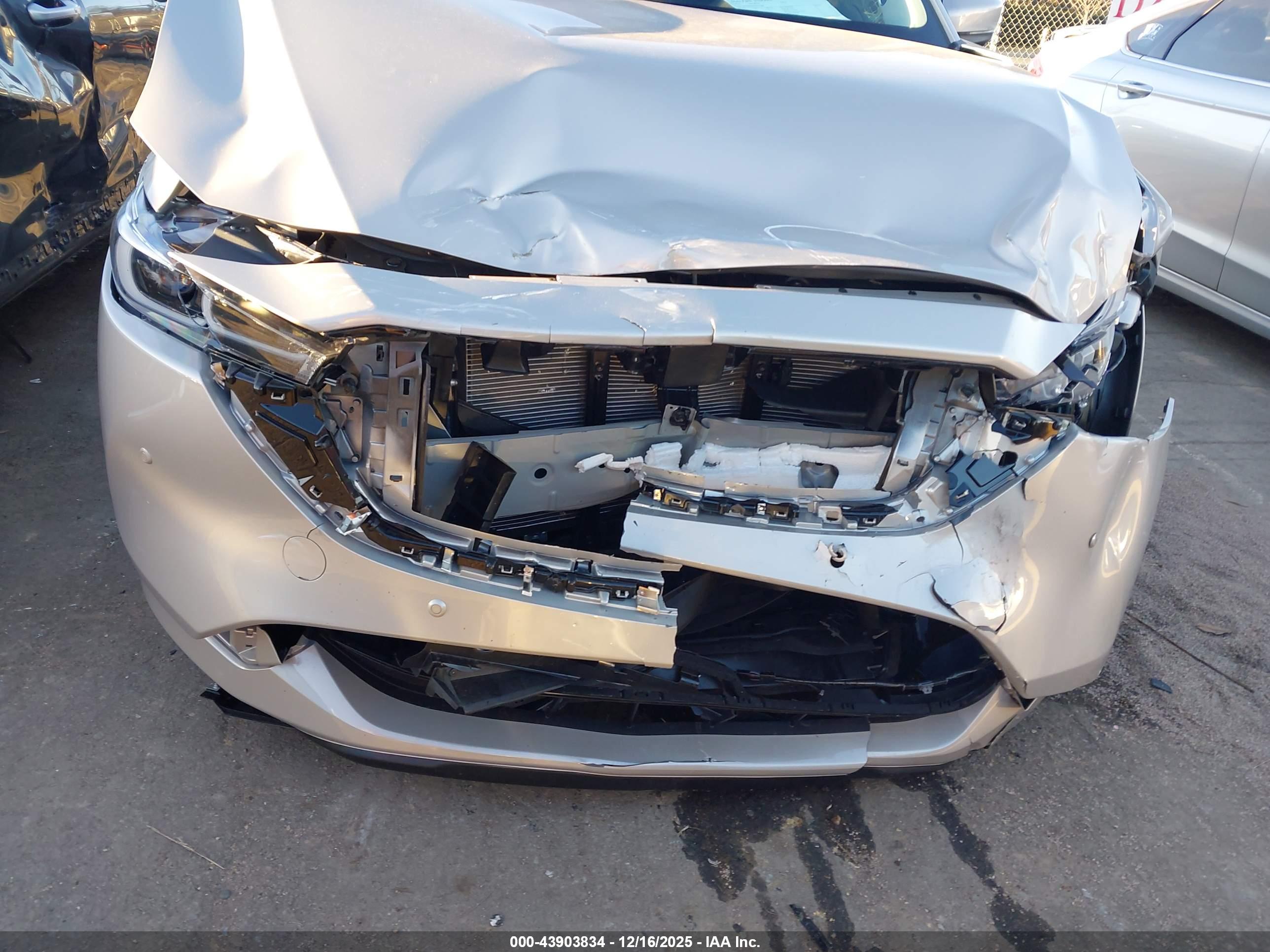 MAZDA CX-5 image 6
