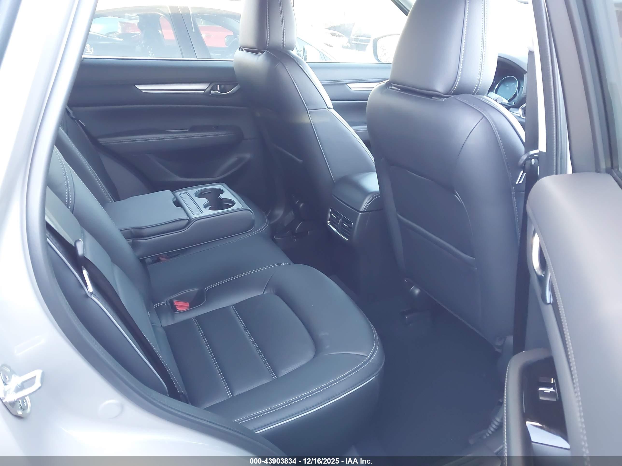 MAZDA CX-5 image 8