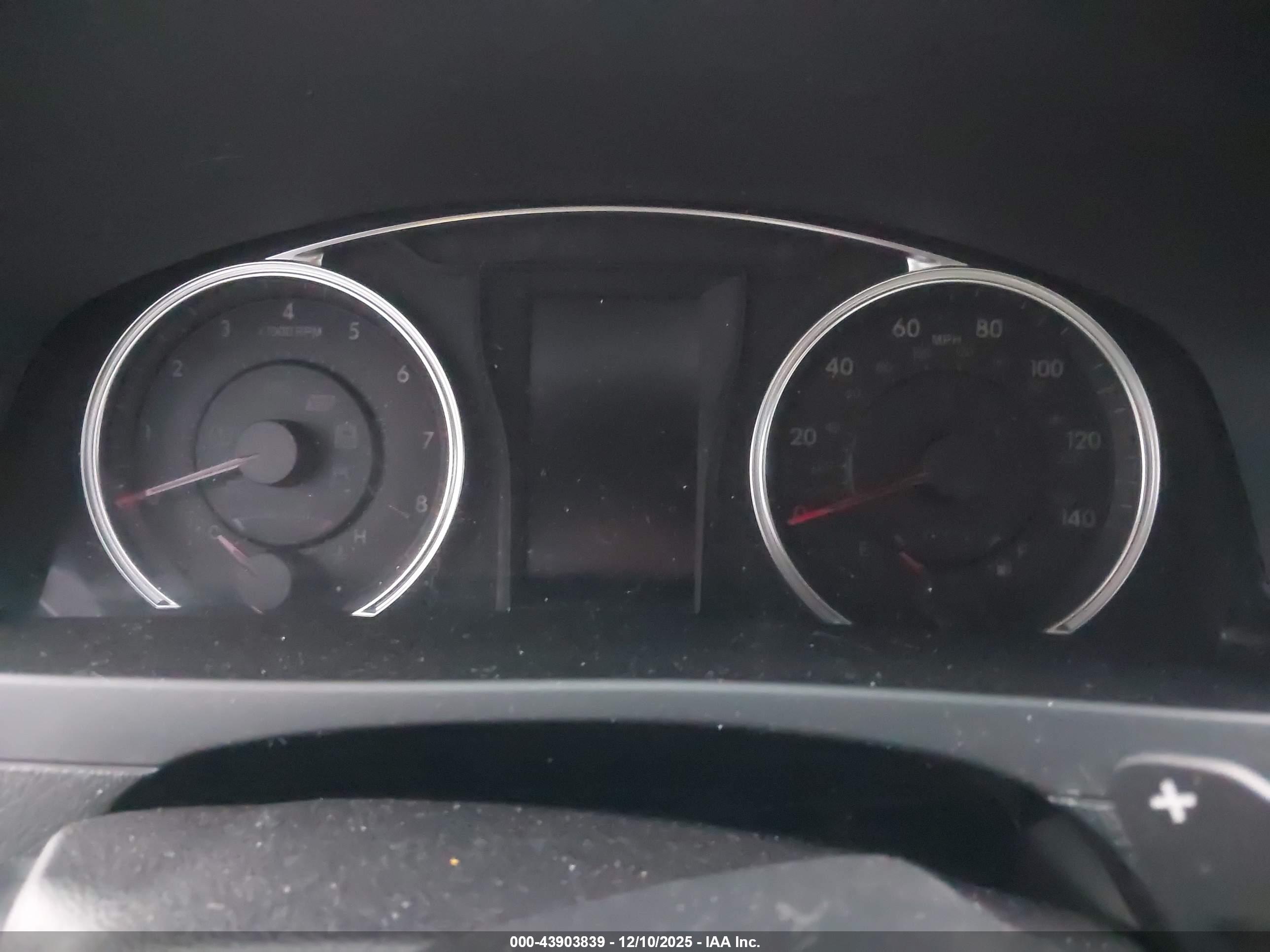 TOYOTA CAMRY image 7